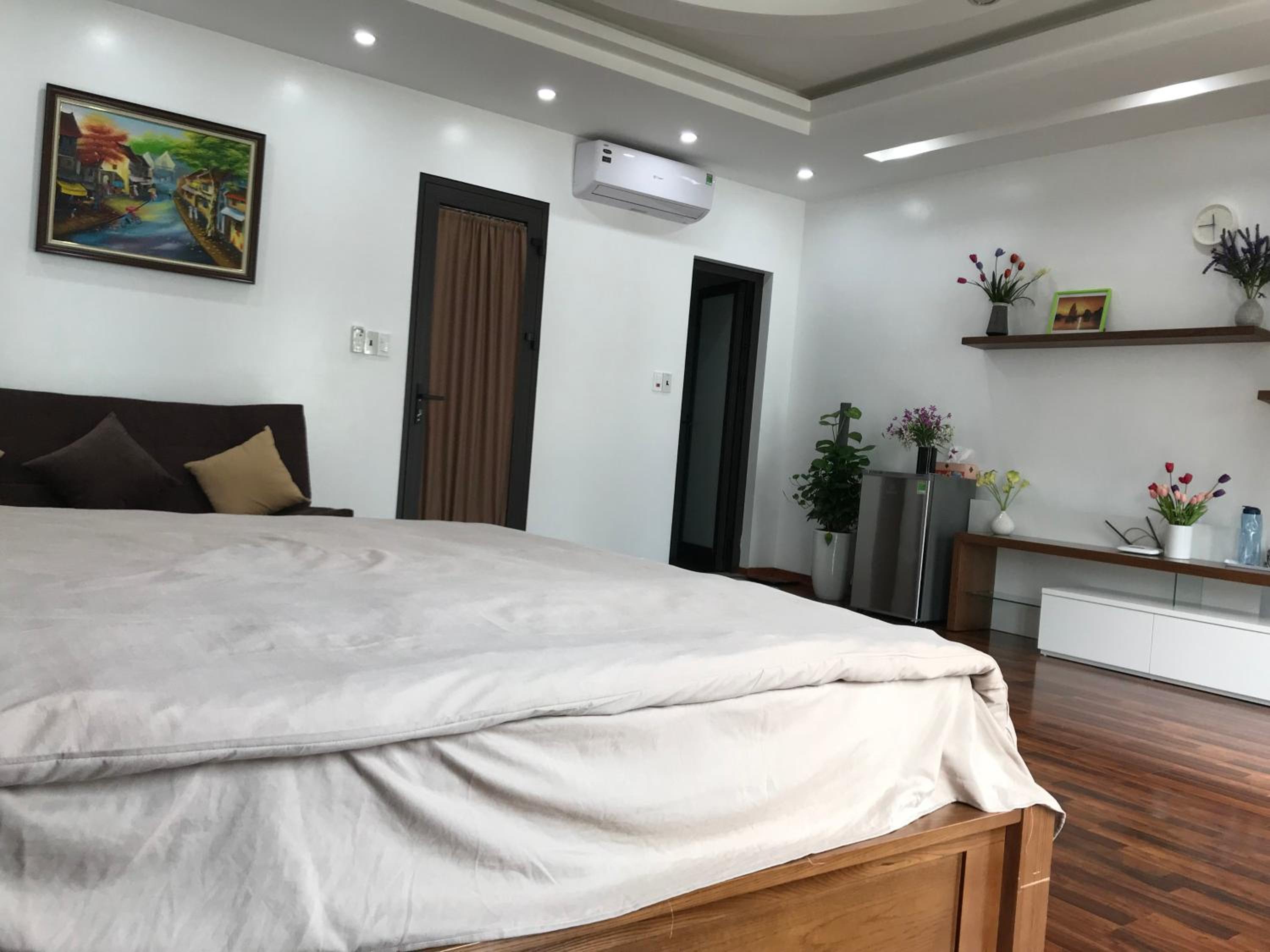 Lea House Ha Long view 2