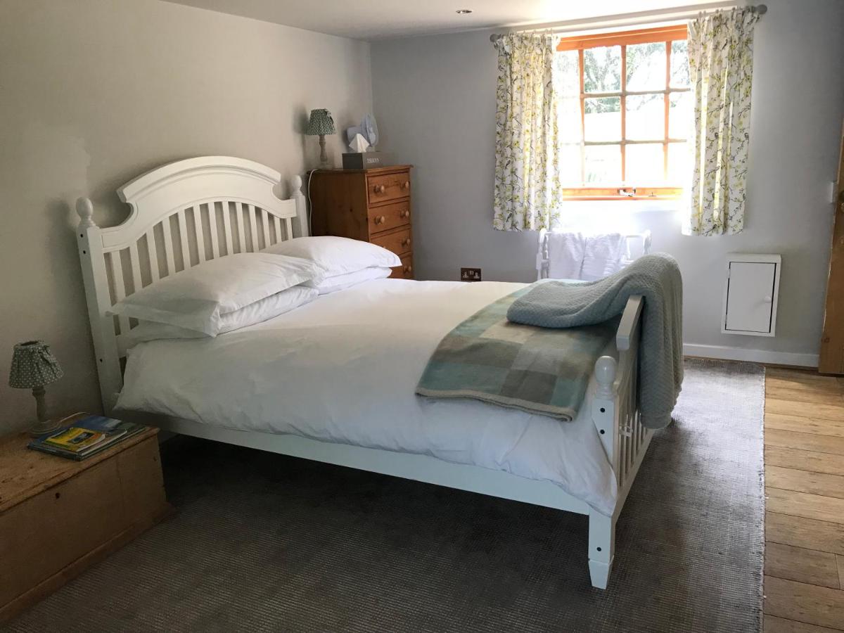 Stapehill Lodge B&B