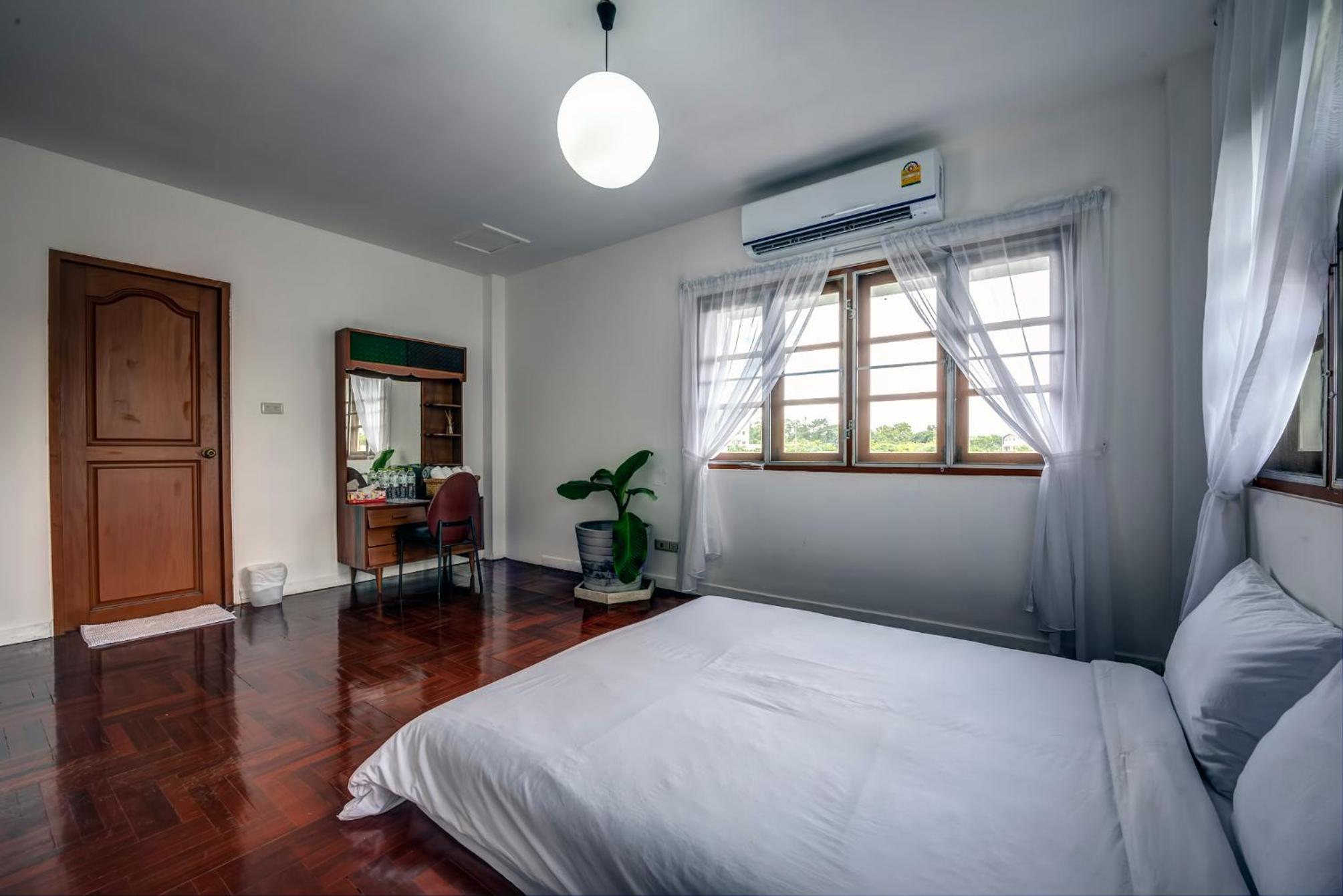 DoubleTree House