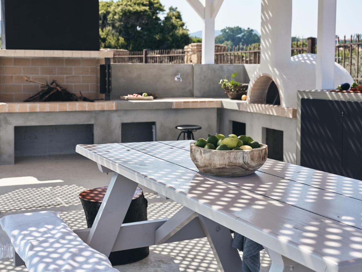Arismari Luxury Villas