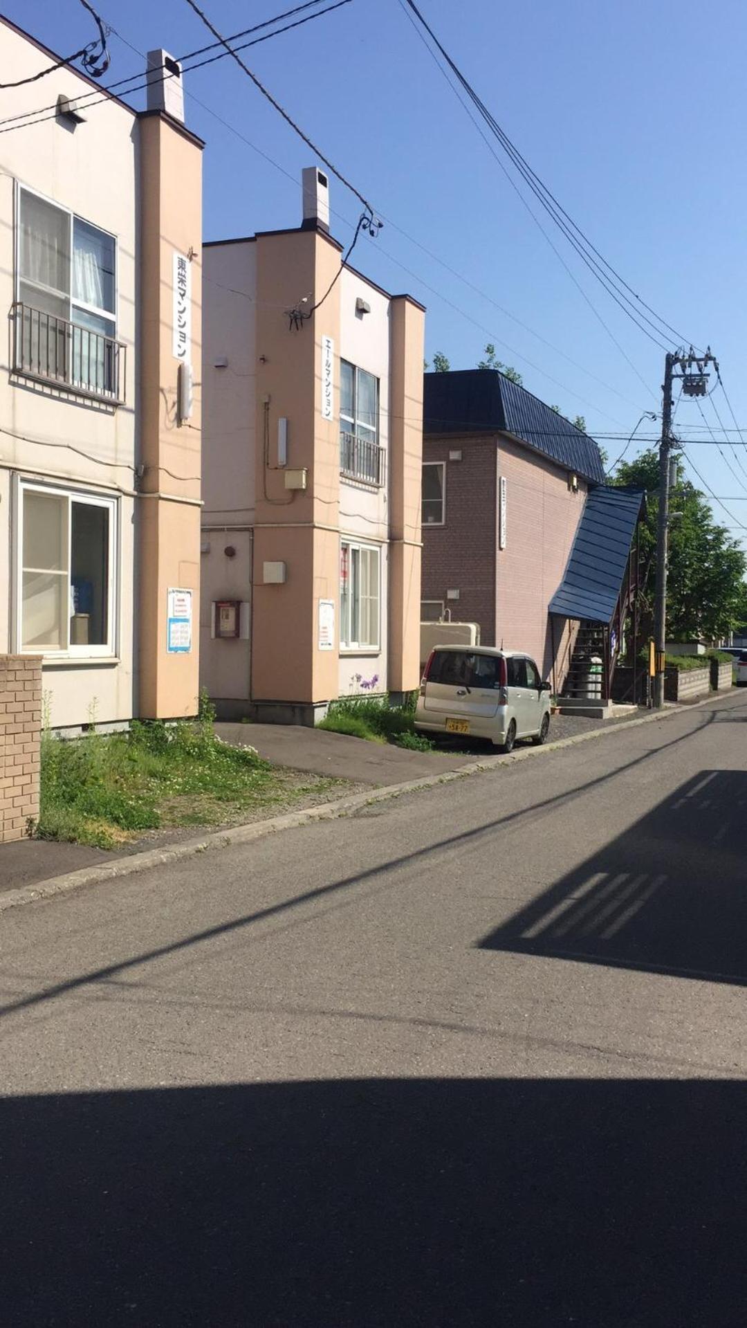 Happy Apartment