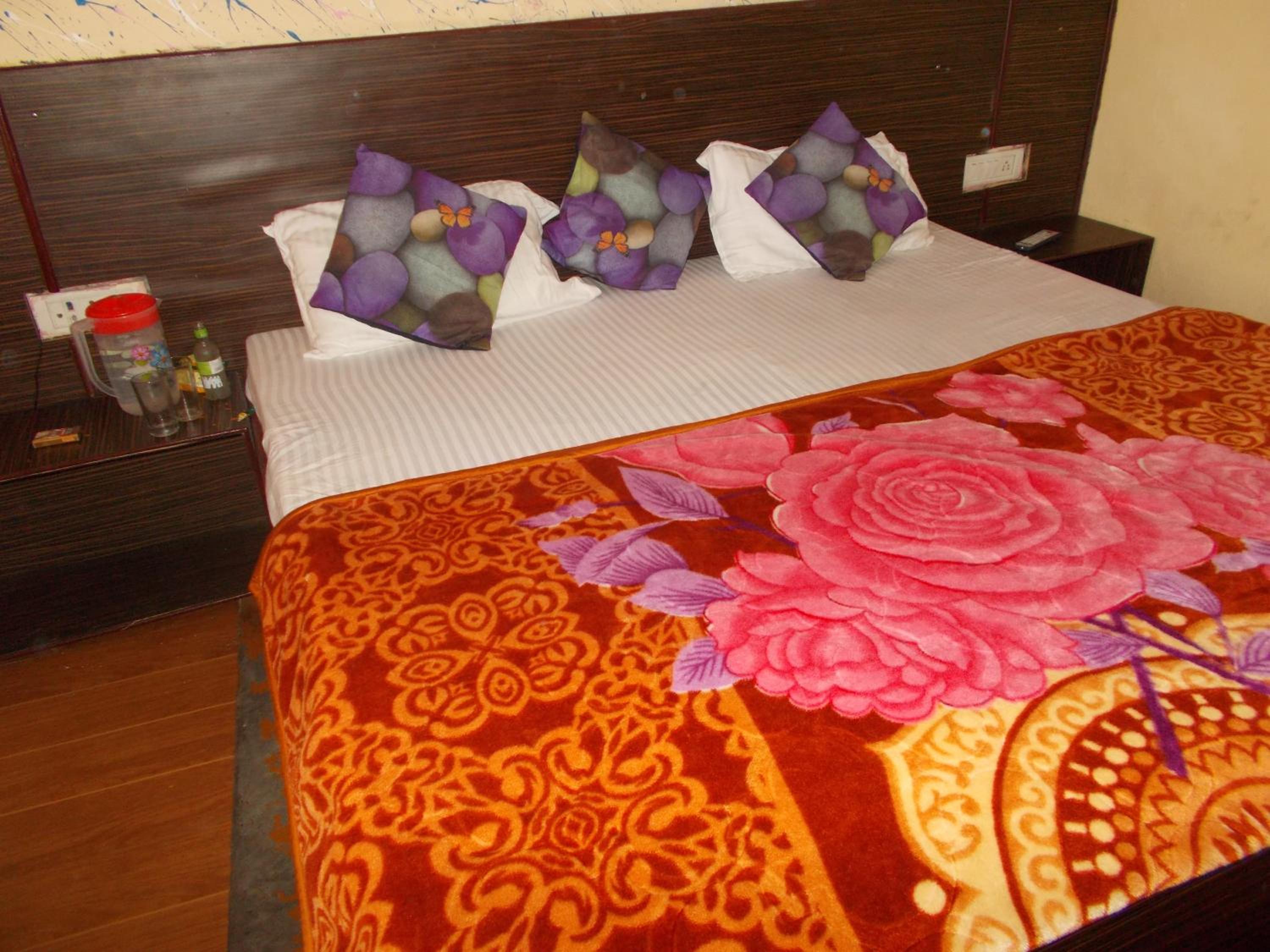 Photo 8