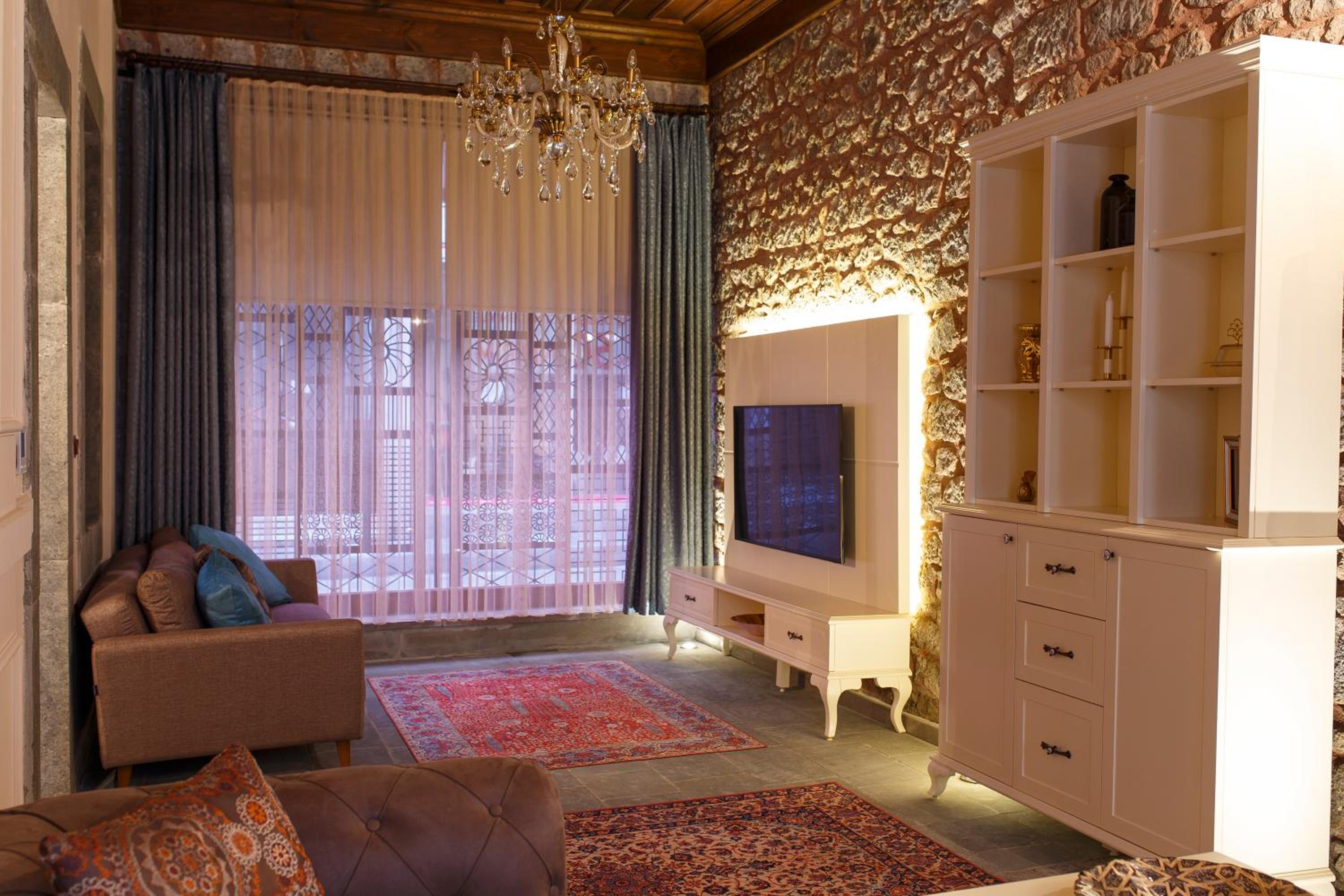 Verula City Luxury Villa