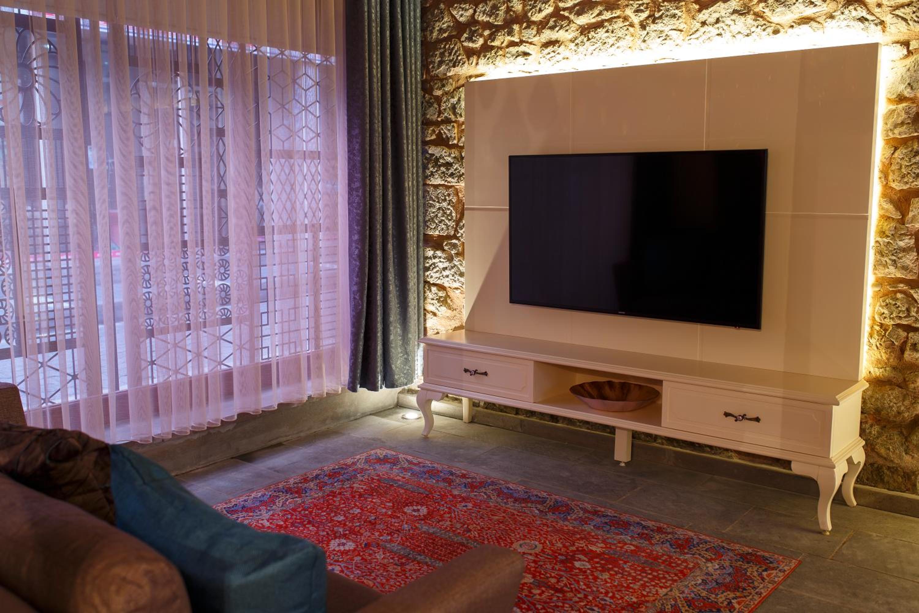 Verula City Luxury Villa