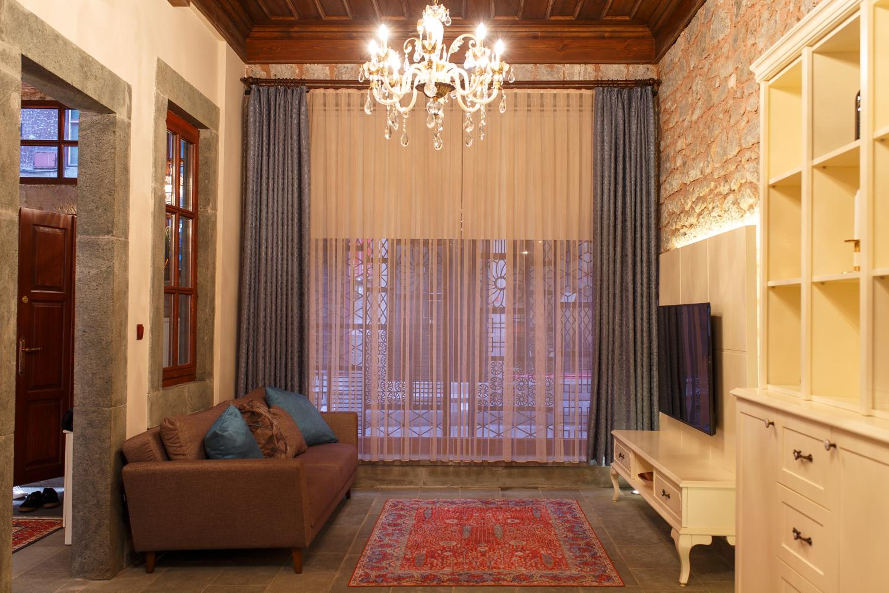 Verula City Luxury Villa