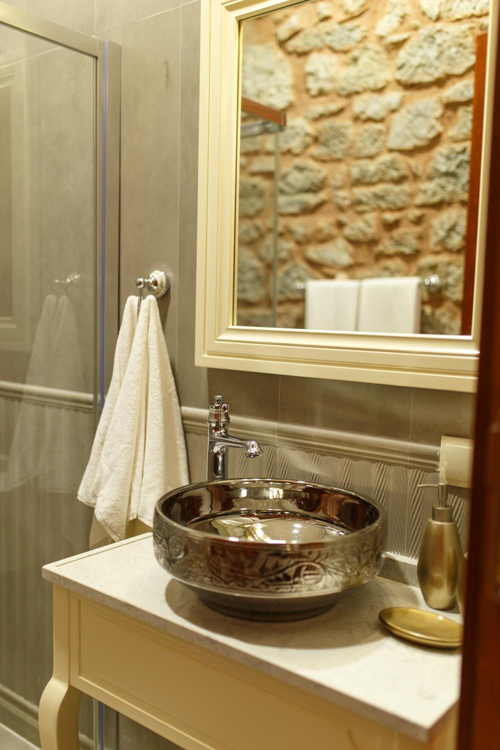 Verula City Luxury Villa