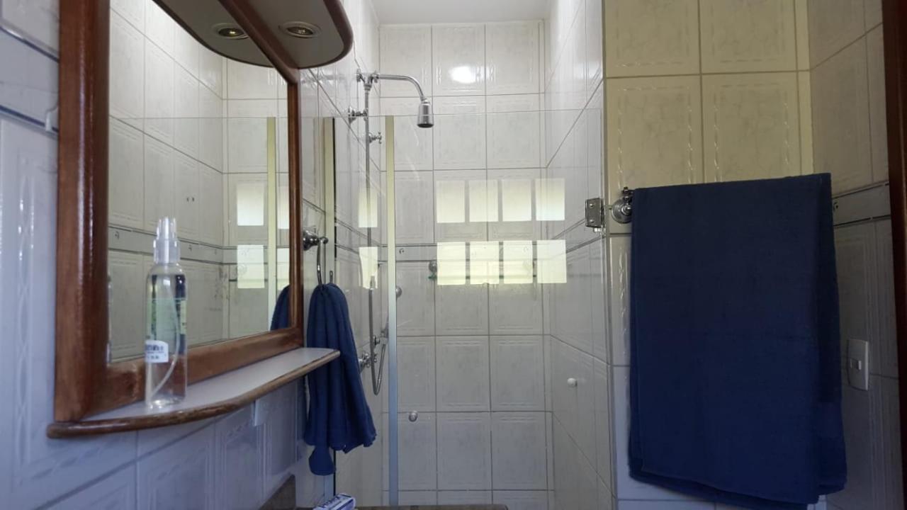 Casa Banho de Mar à 1 quadra da praia com Piscina, Wi-Fi e Ar condicionado