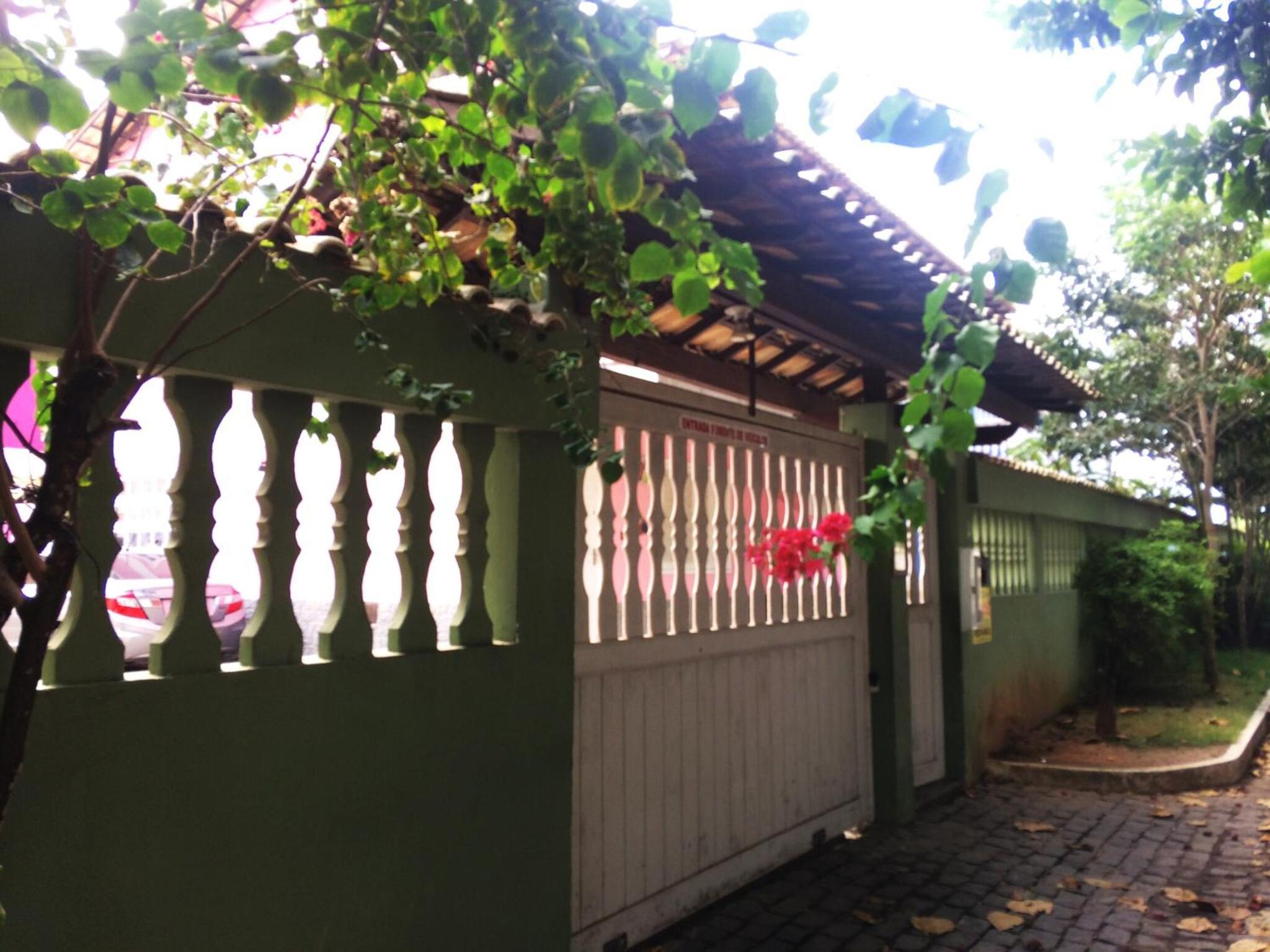 Casa Banho de Mar à 1 quadra da praia com Piscina, Wi-Fi e Ar condicionado