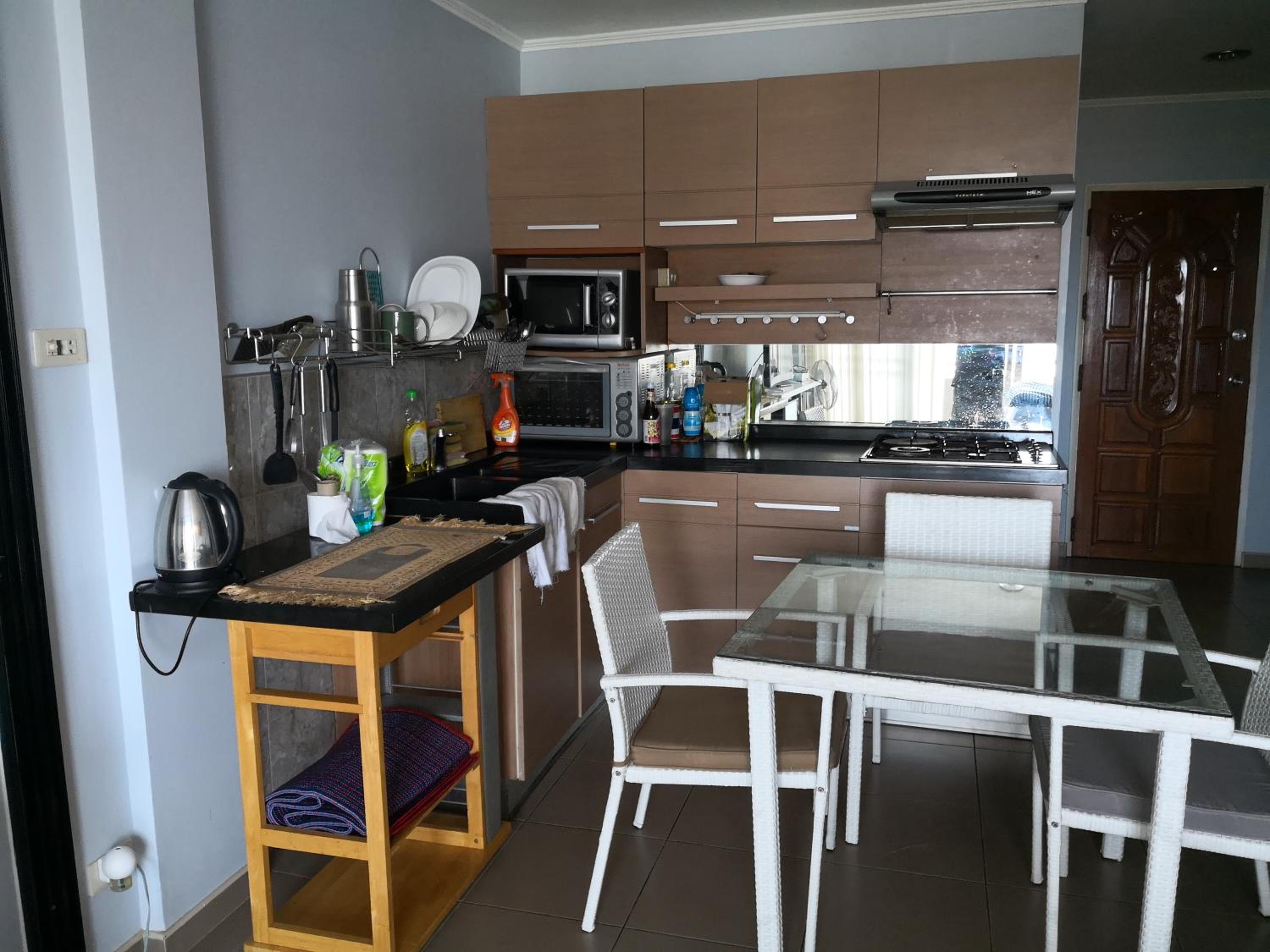 Jomtien Hill Resort Pratamnak view 5