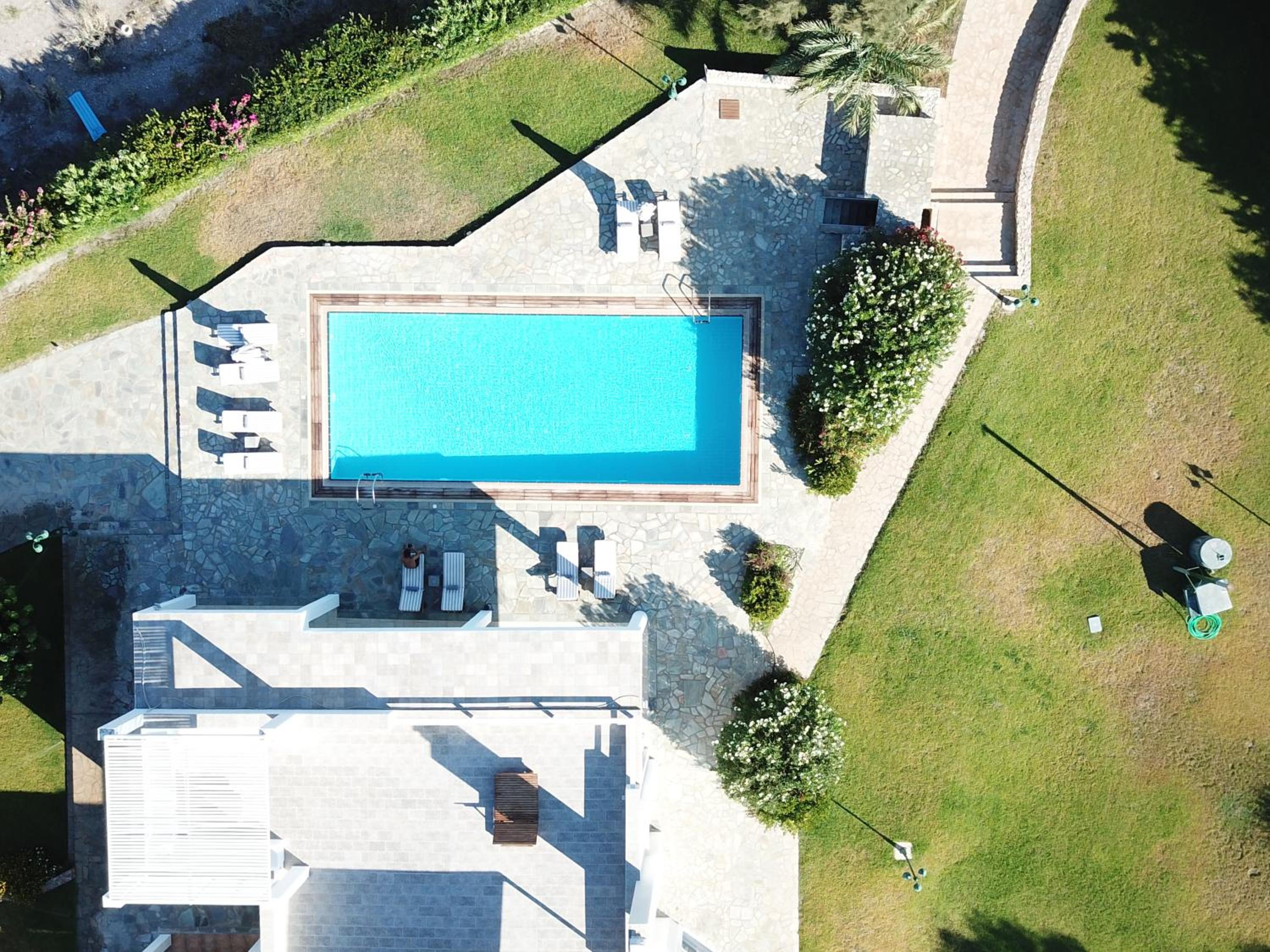 Belvedere Beachfront Villa view 4