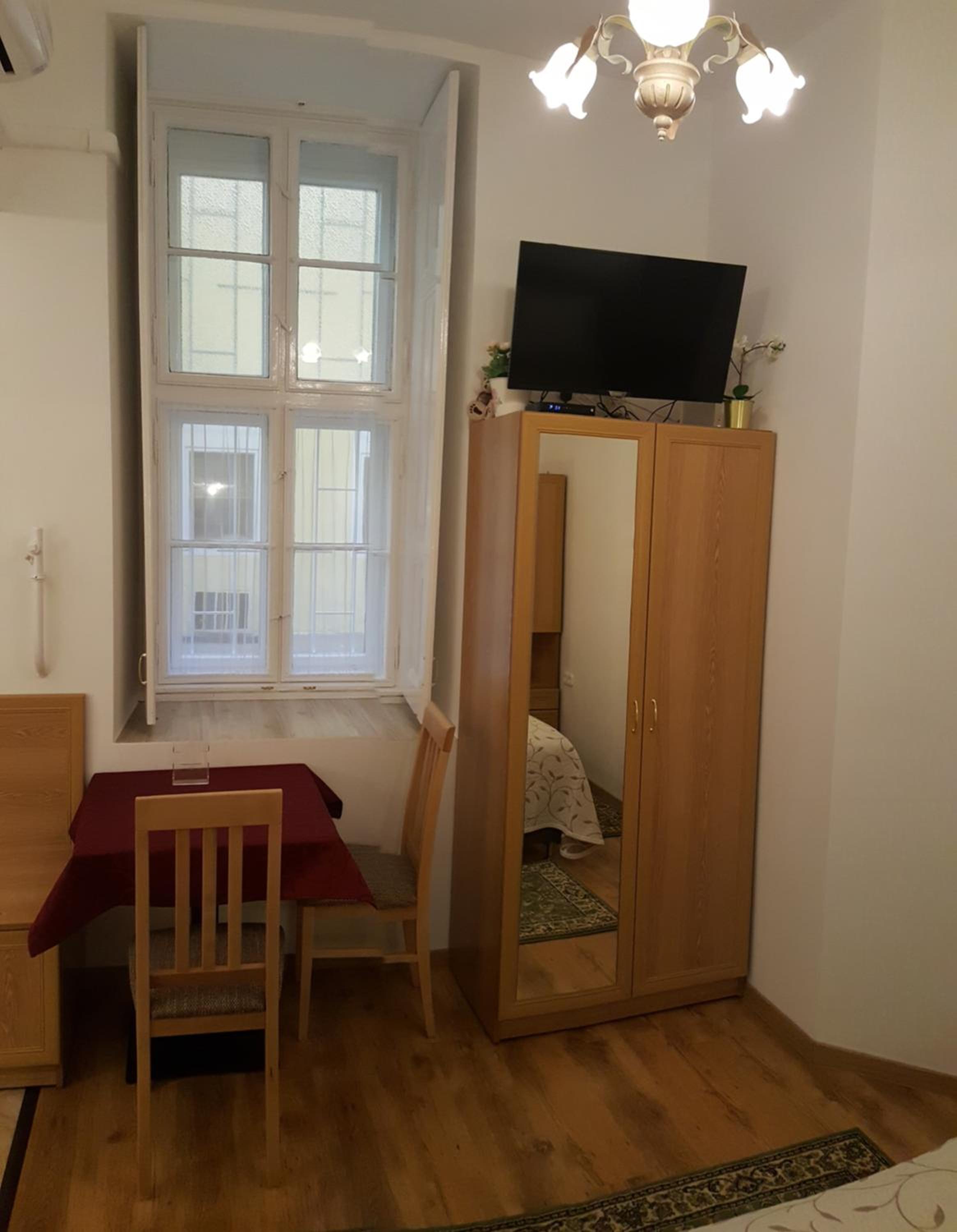 Authentic Akacfa Apartment