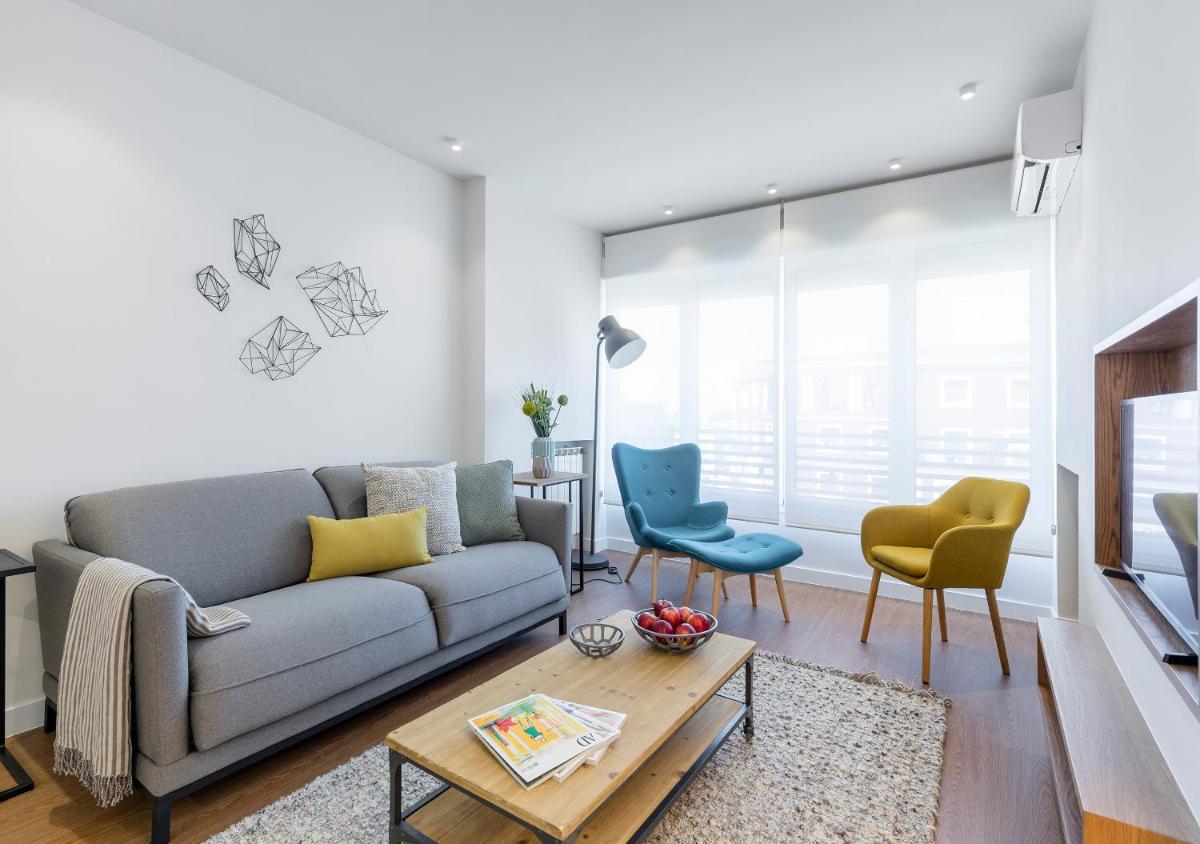 Francisco Silvela Apartment by Flatsweethome view 4