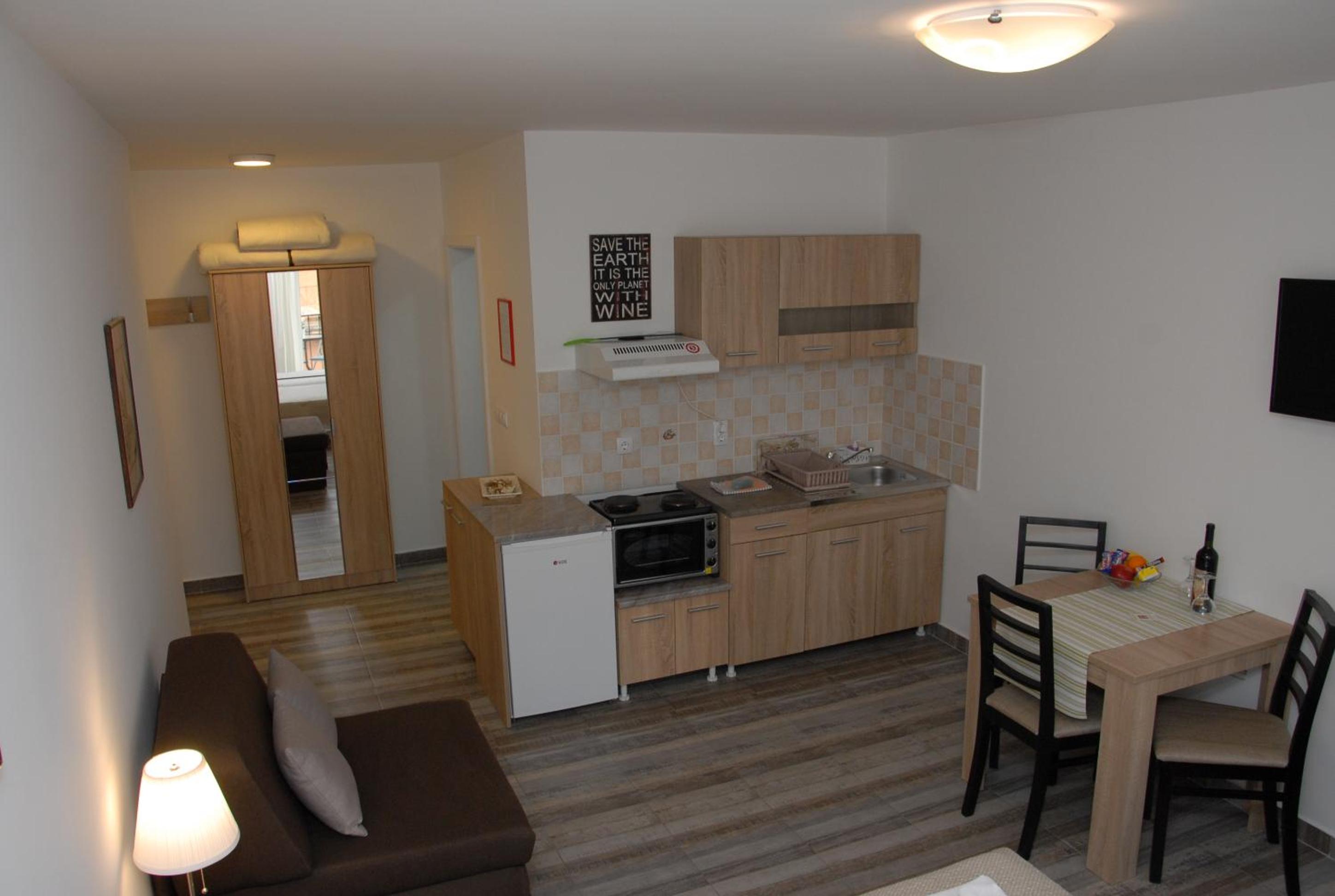 Apartments Idila