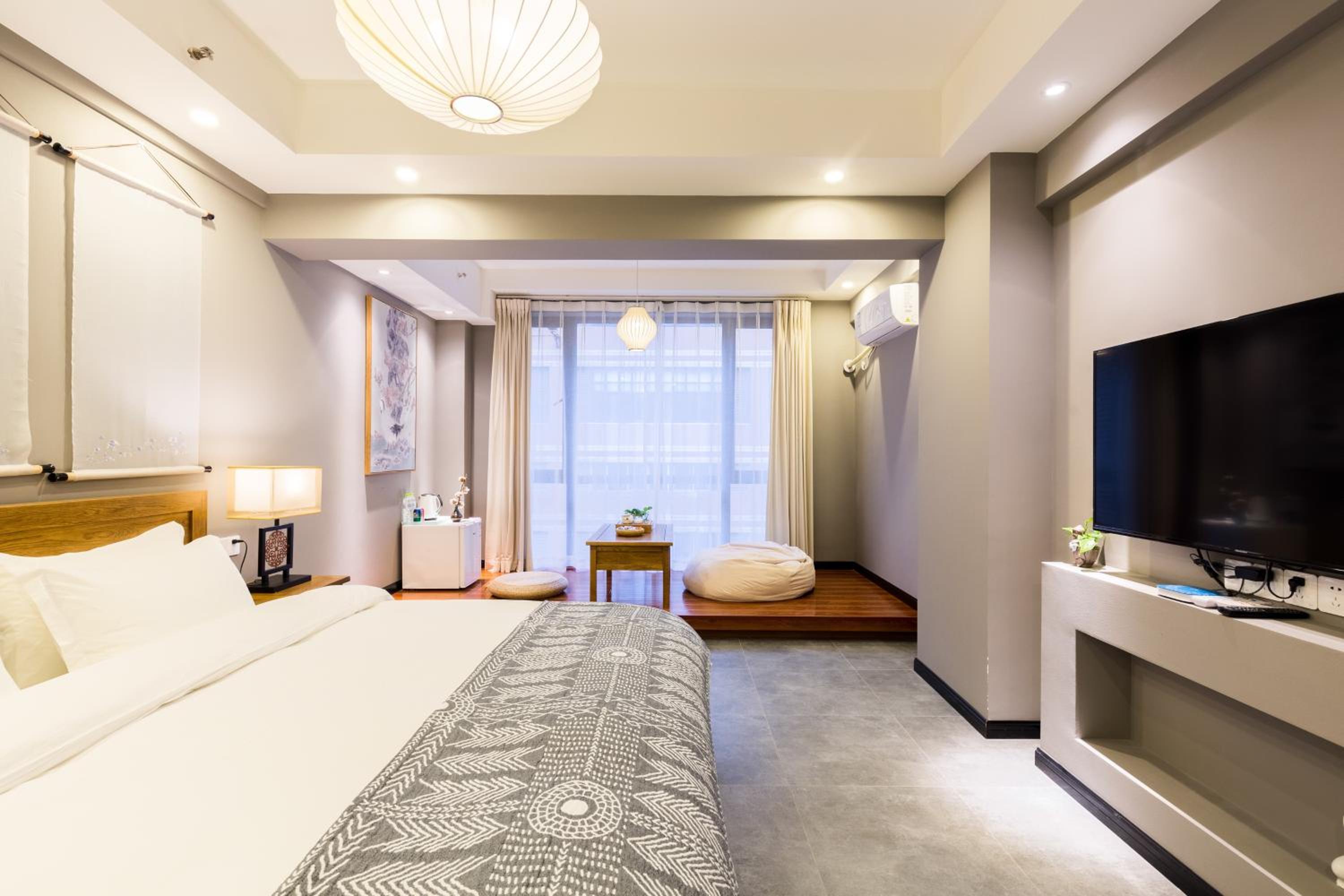 Chongqing Ouranjian Lake View Guesthouse