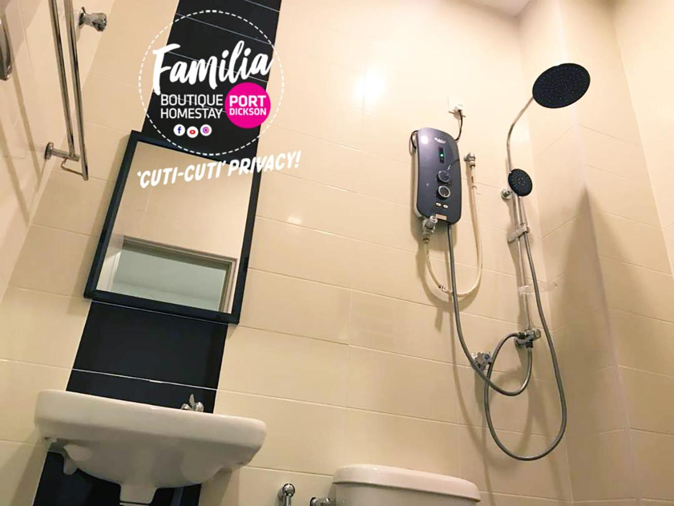 Port Dickson Familia Boutique Homestay photo 7