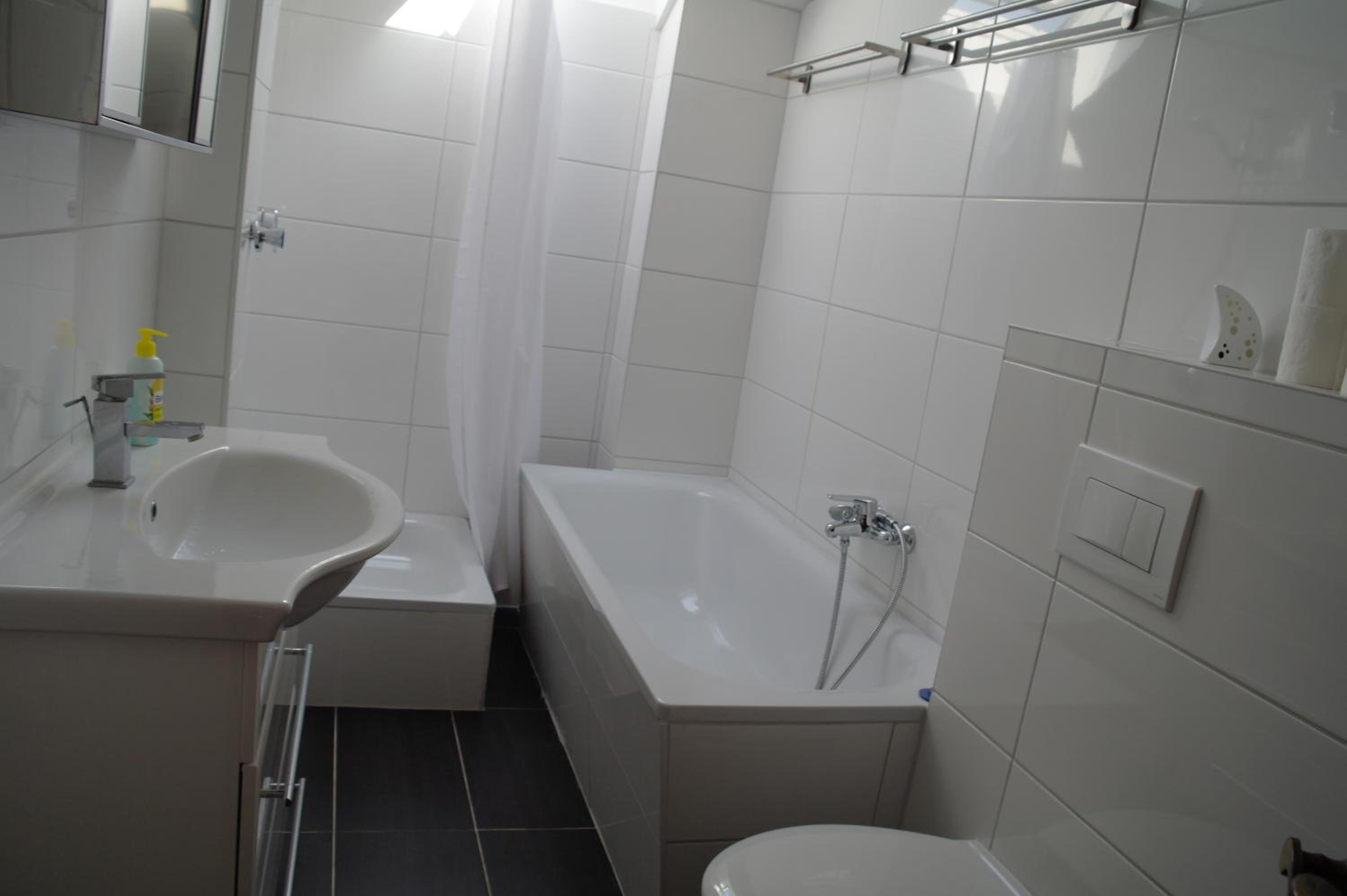 M M Central Apartments Gruppen, Handwerker und Monteure Budget