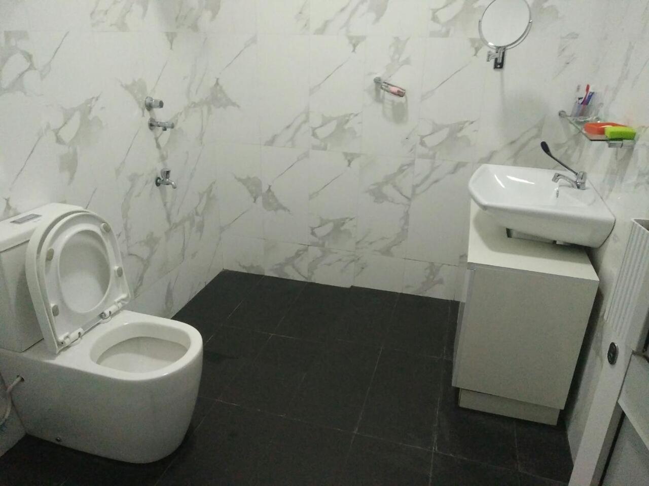 Photo 32