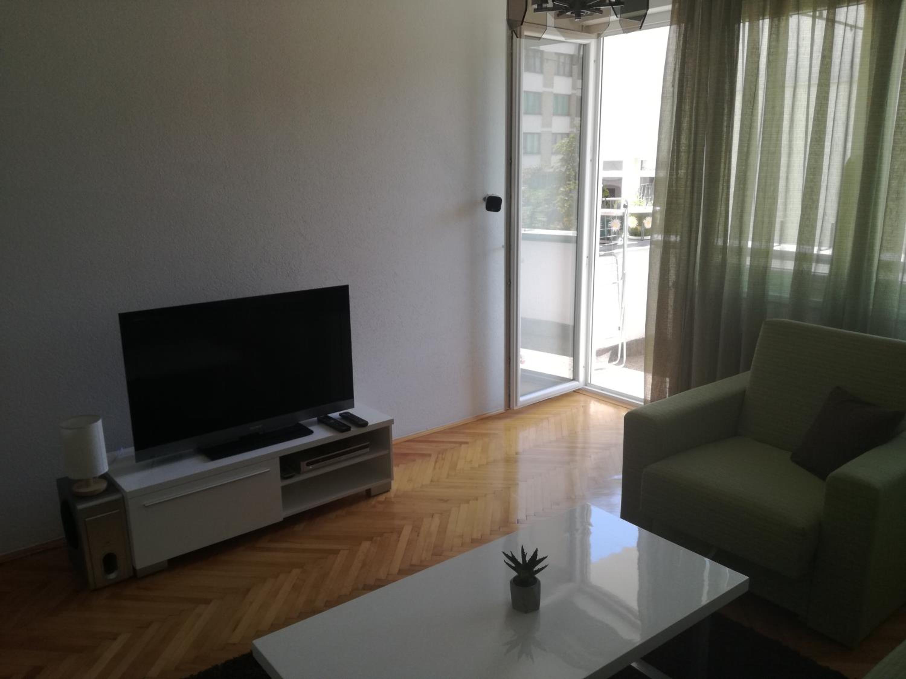 Photo 7