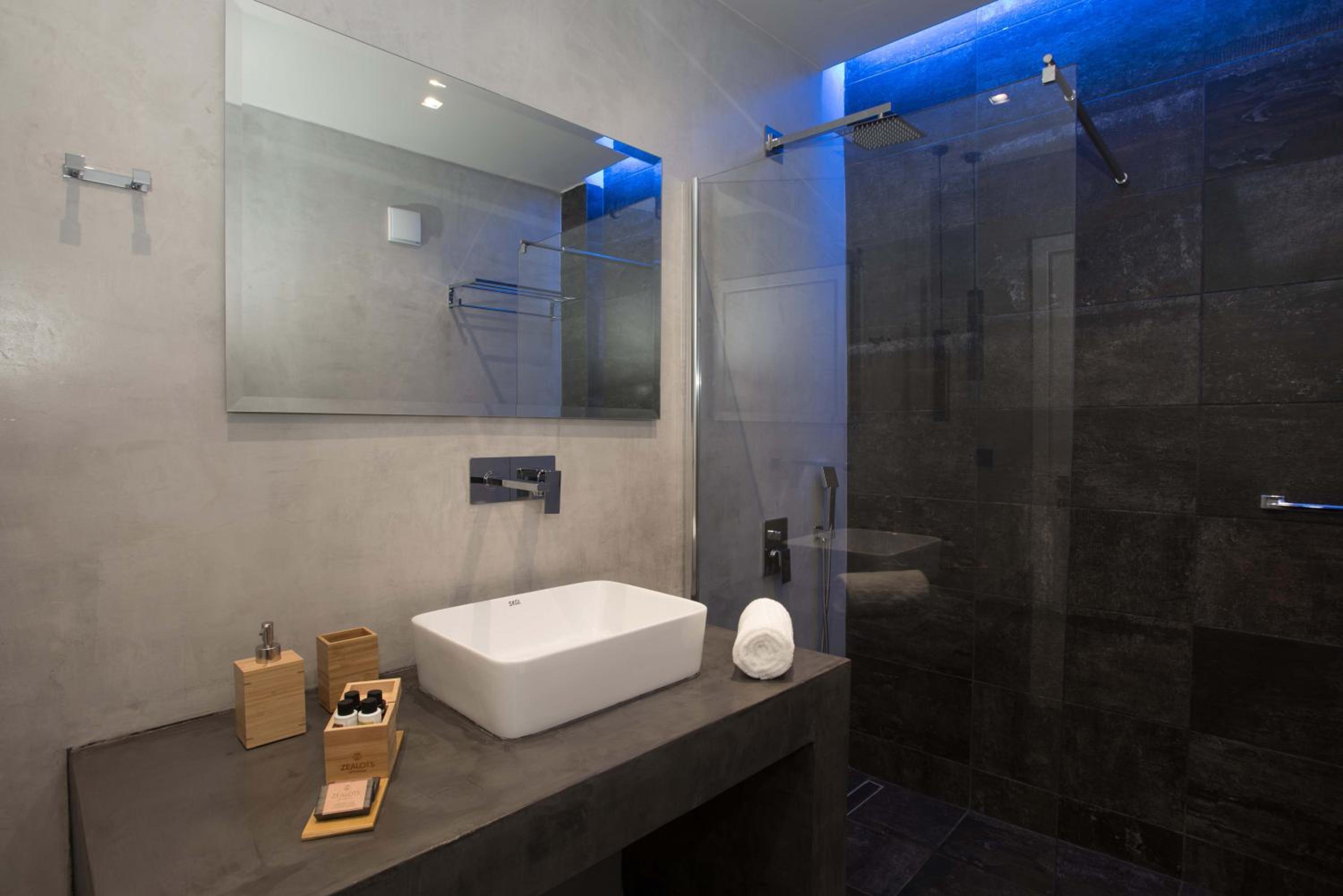 Calme Suites Mani