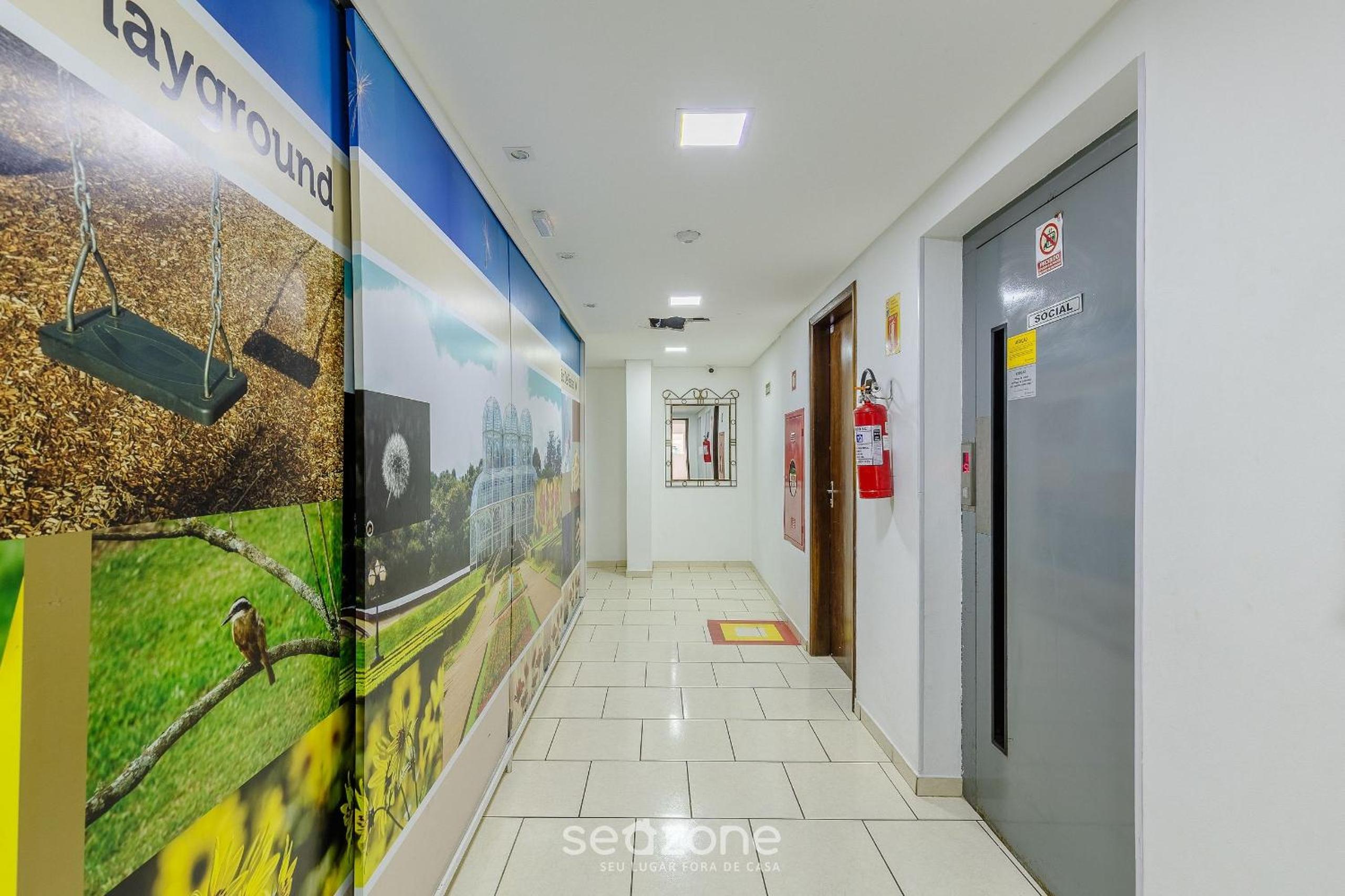 Apartments in a building 270 m from the Curitiba Botanical Garden - COSs
