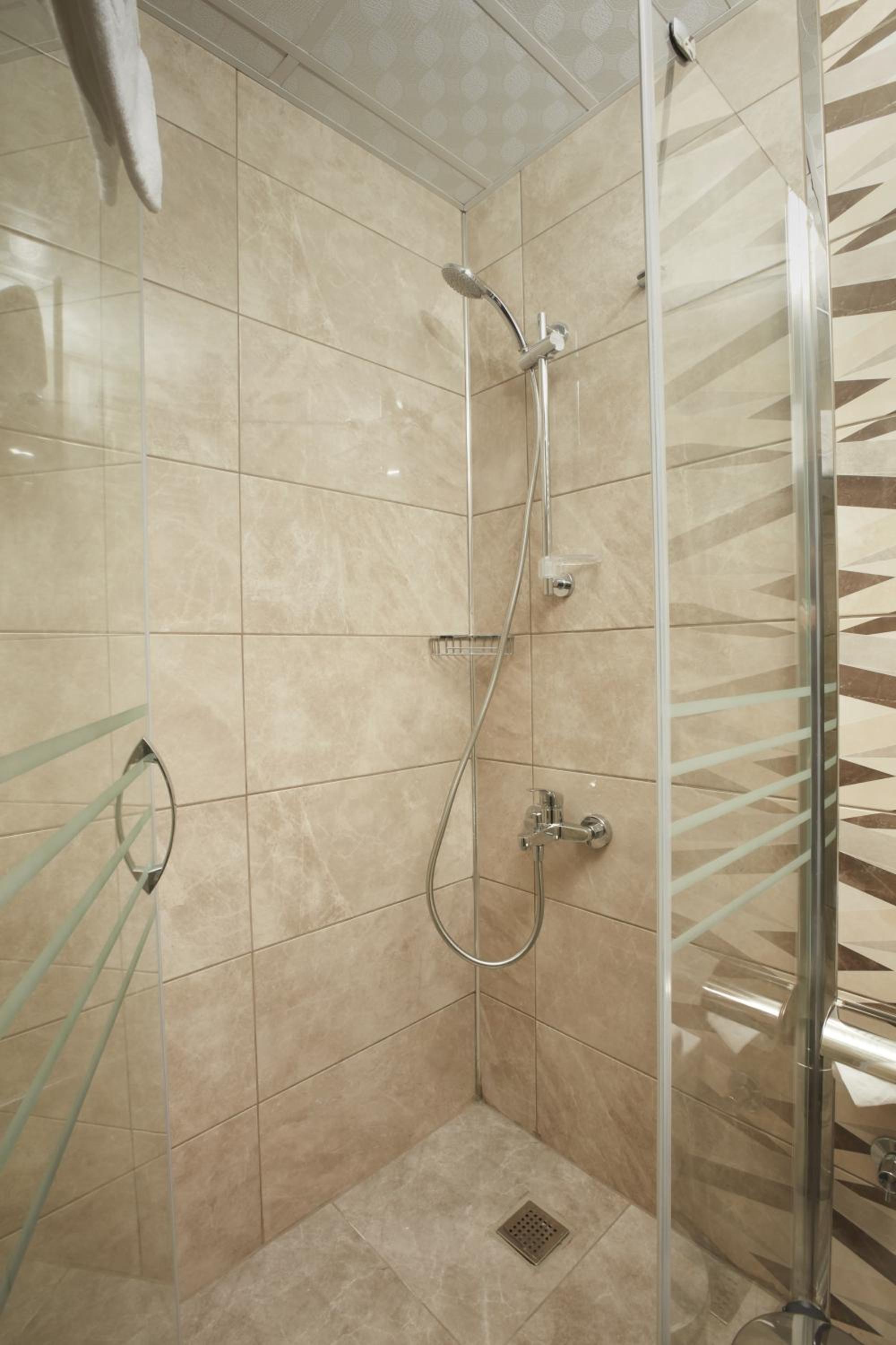 Life Corner Hotel - Image 61