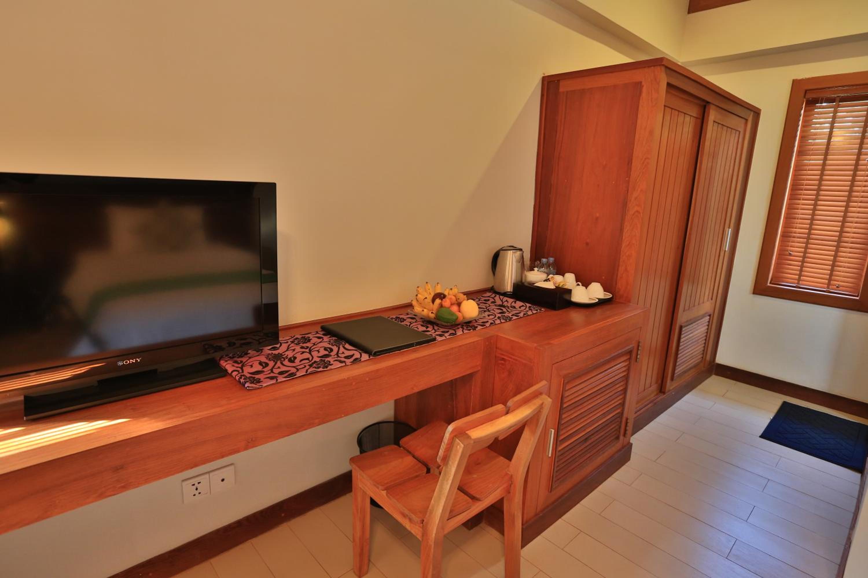 Mayura Hill Resort