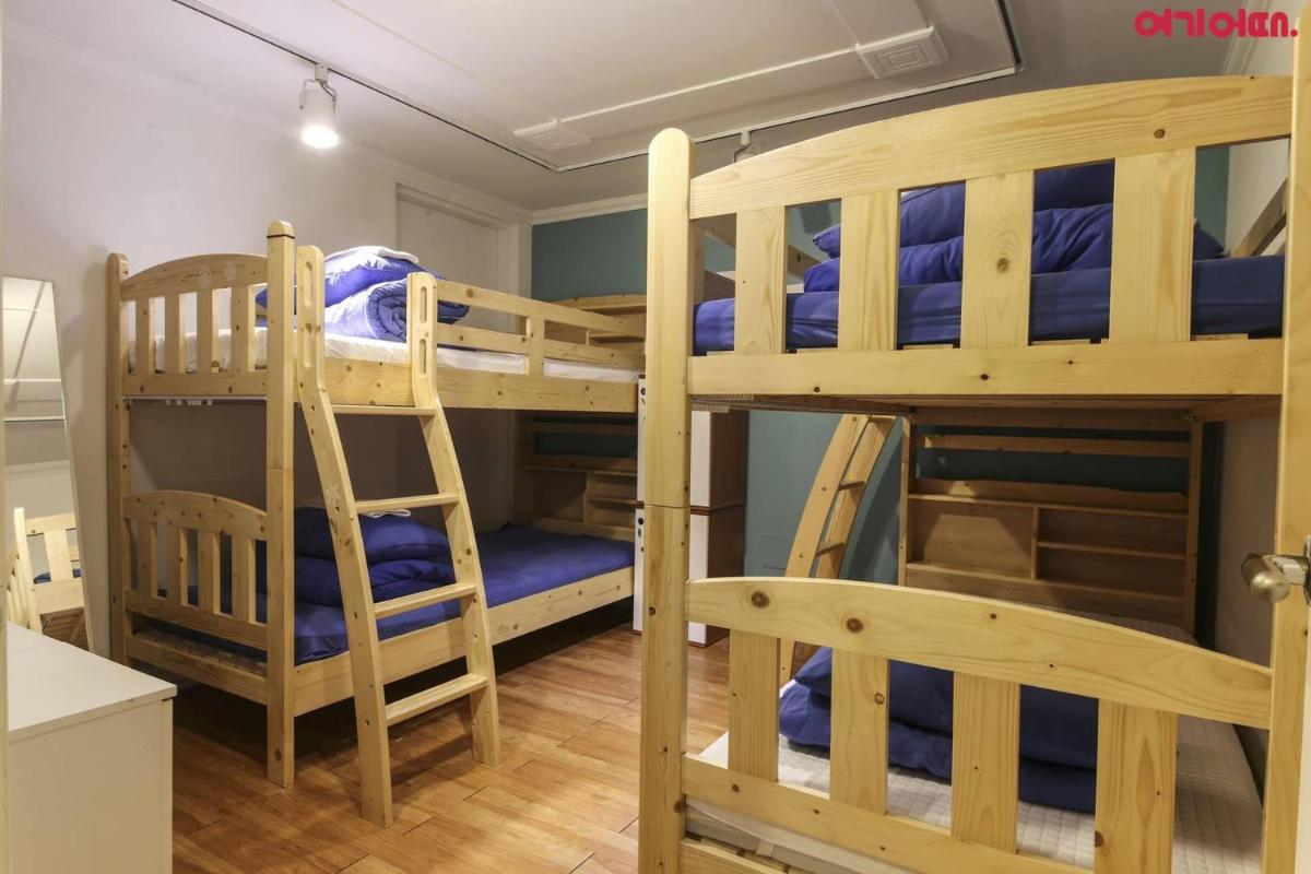 Sinchon Sisters Hostel