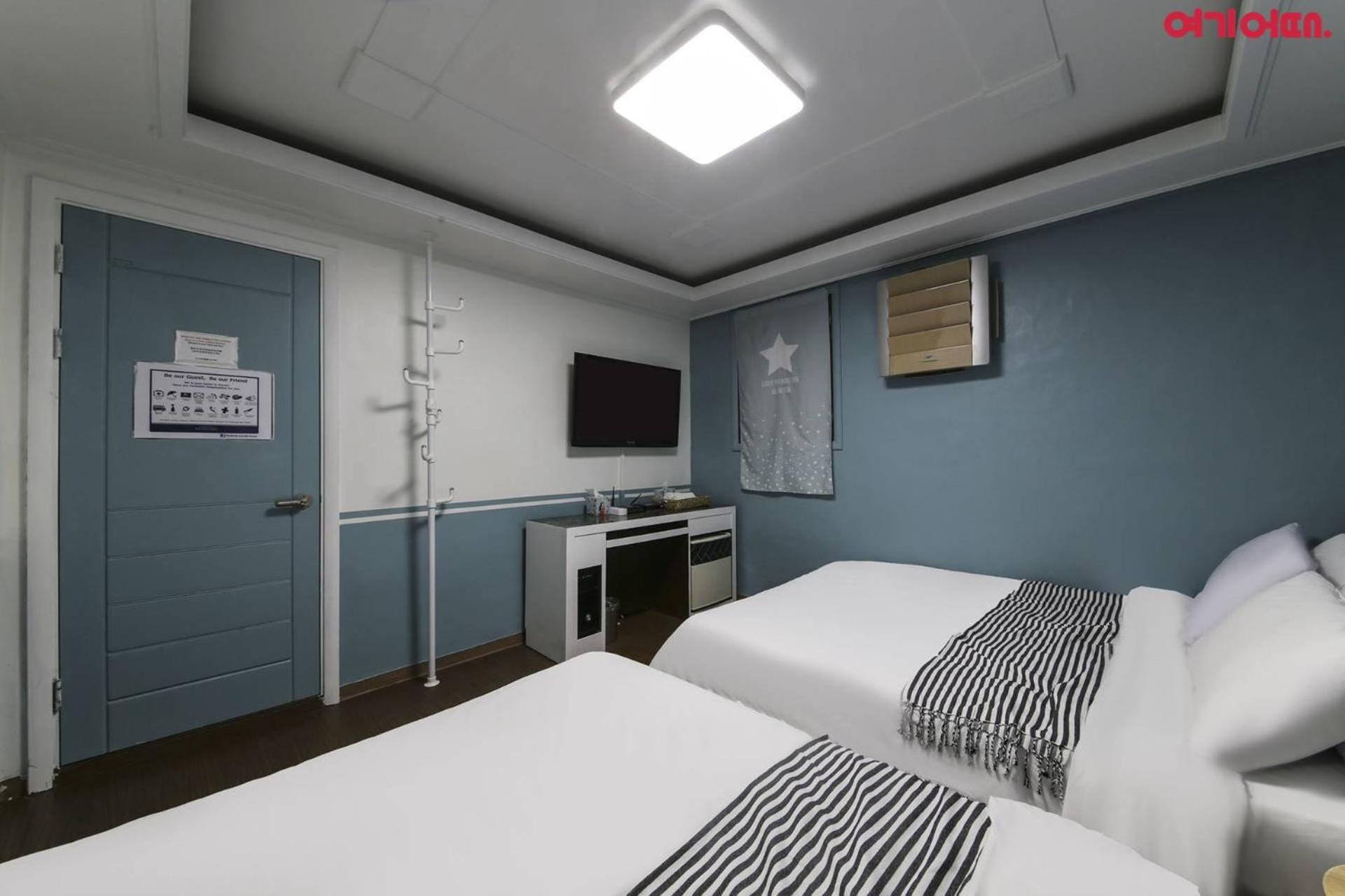 Sinchon Sisters Hostel