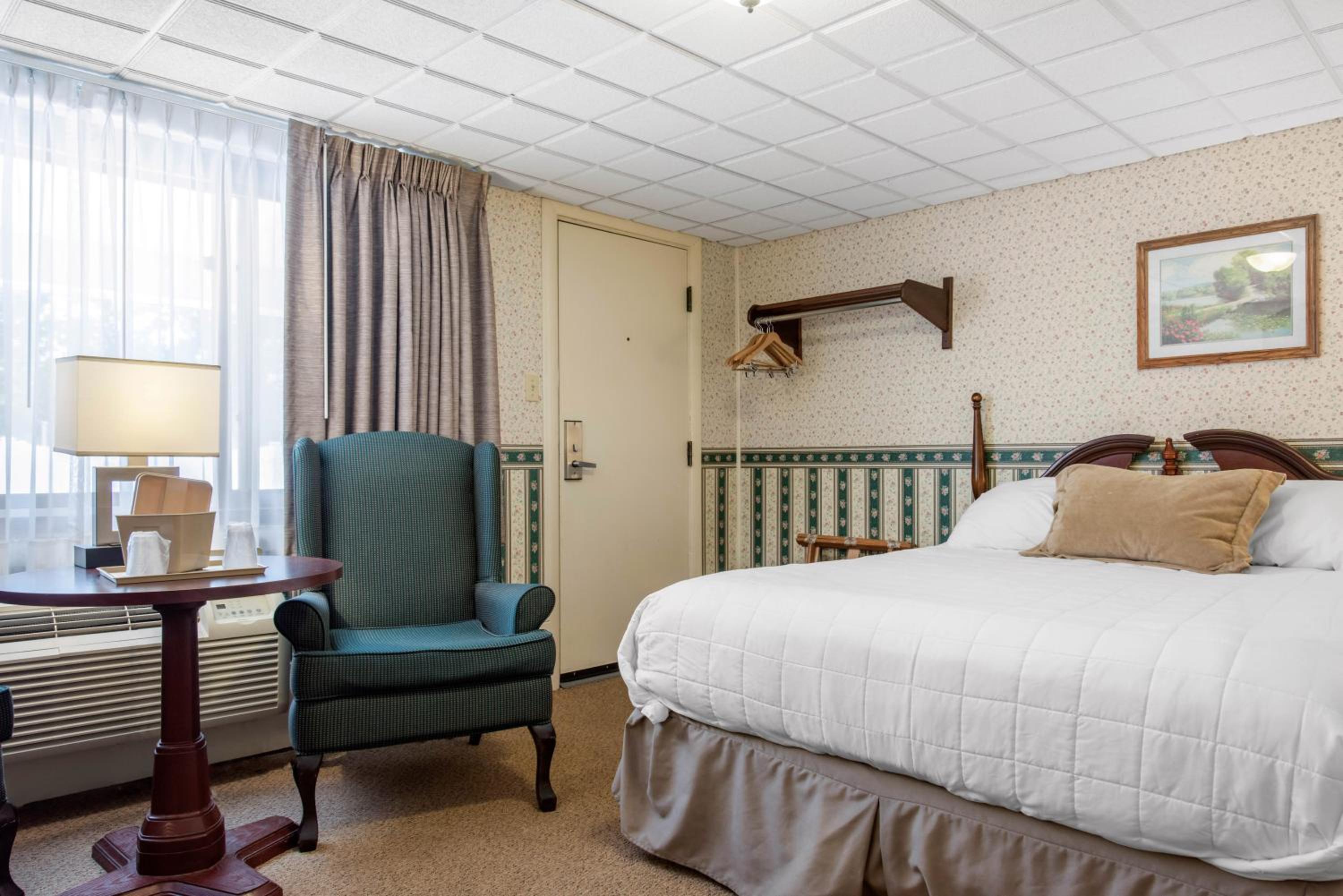Coachman Inn - Property Image 31