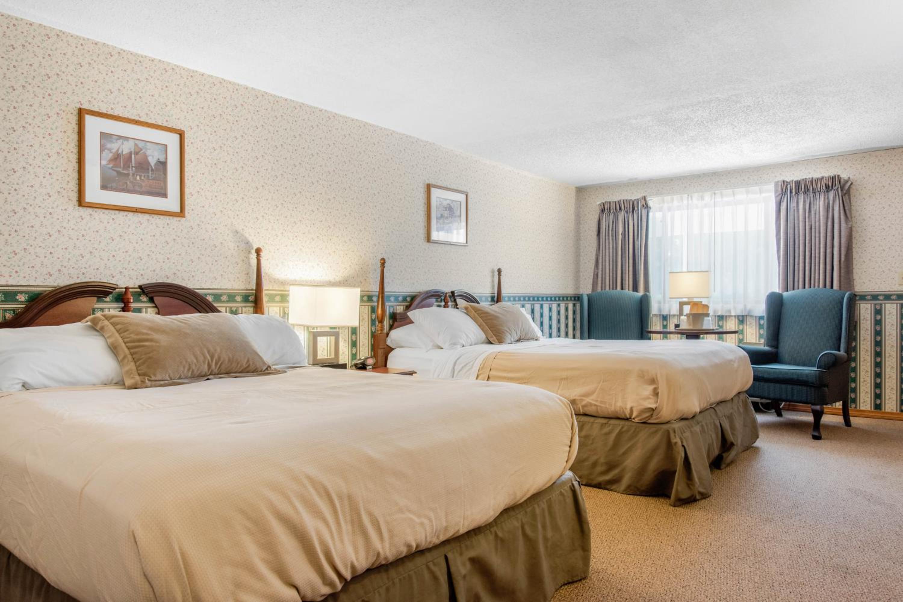 Coachman Inn - Property Image 33
