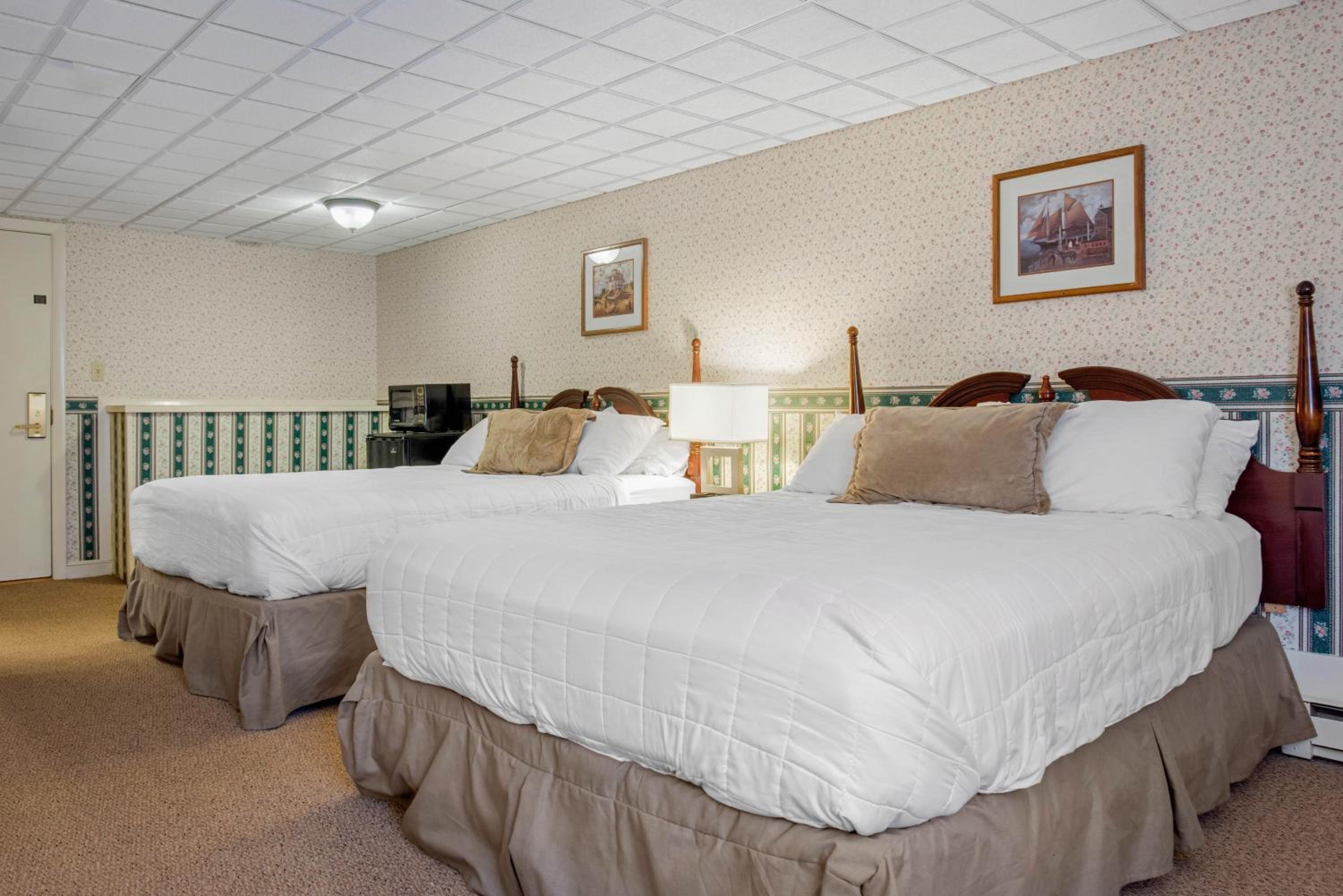 Coachman Inn - Property Image 5