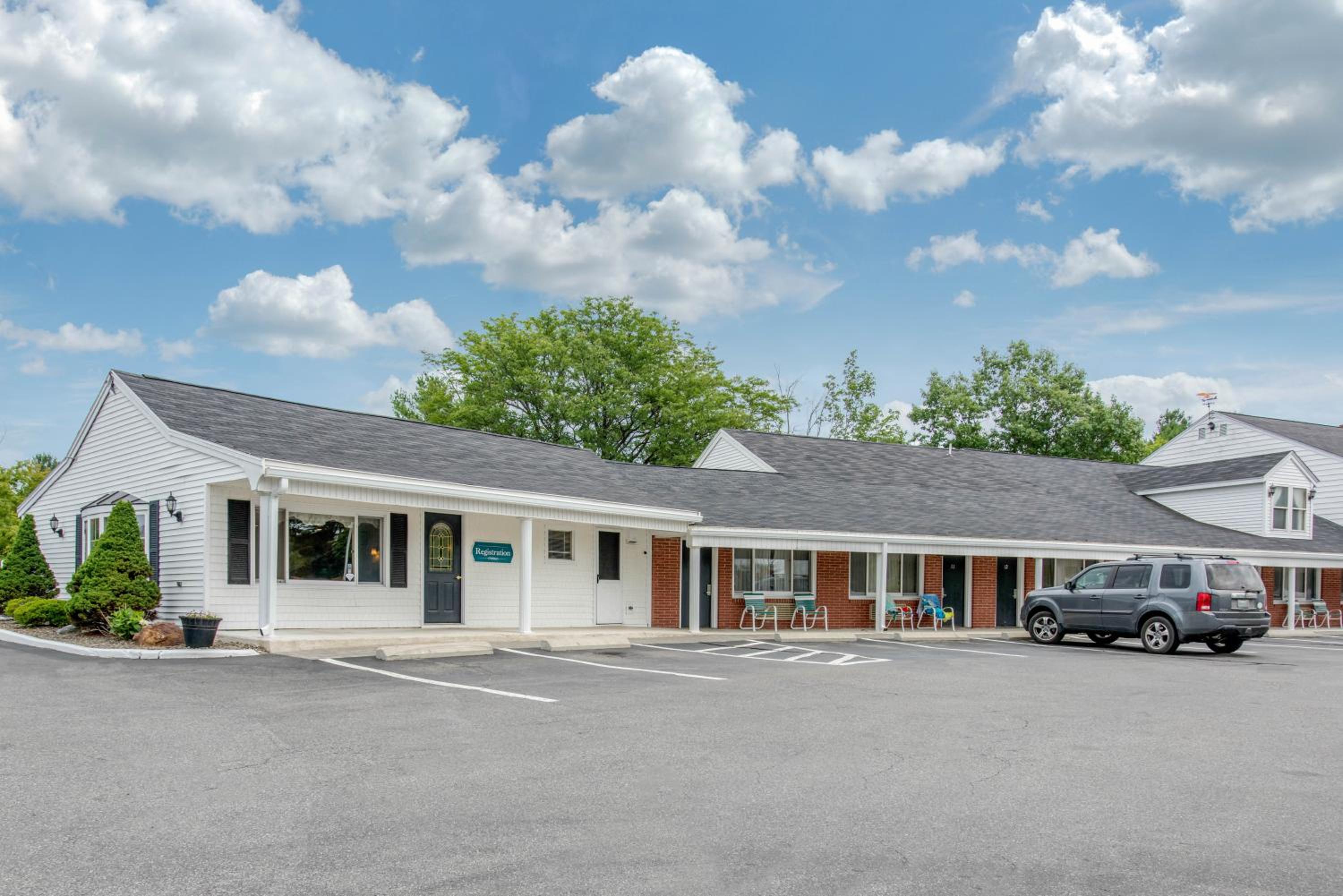 Coachman Inn - Property Image 24