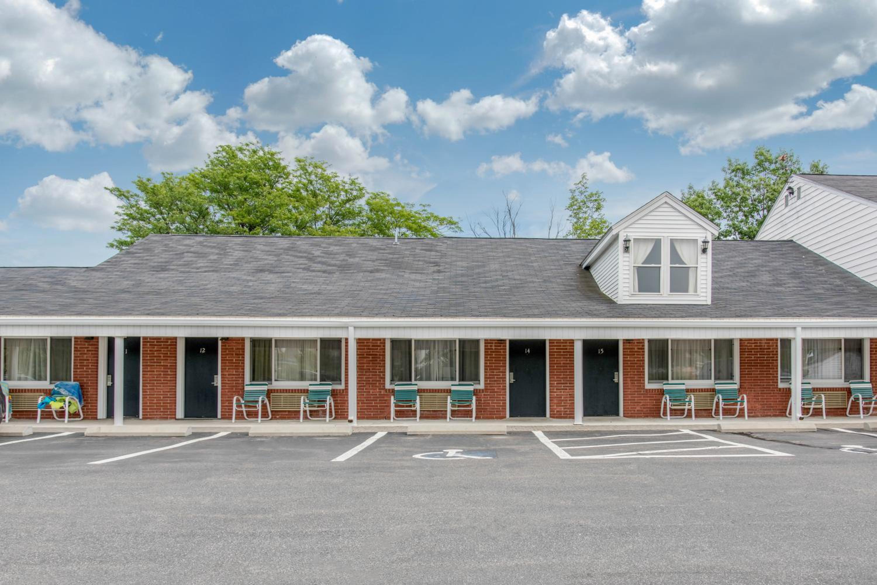 Coachman Inn - Property Image 27