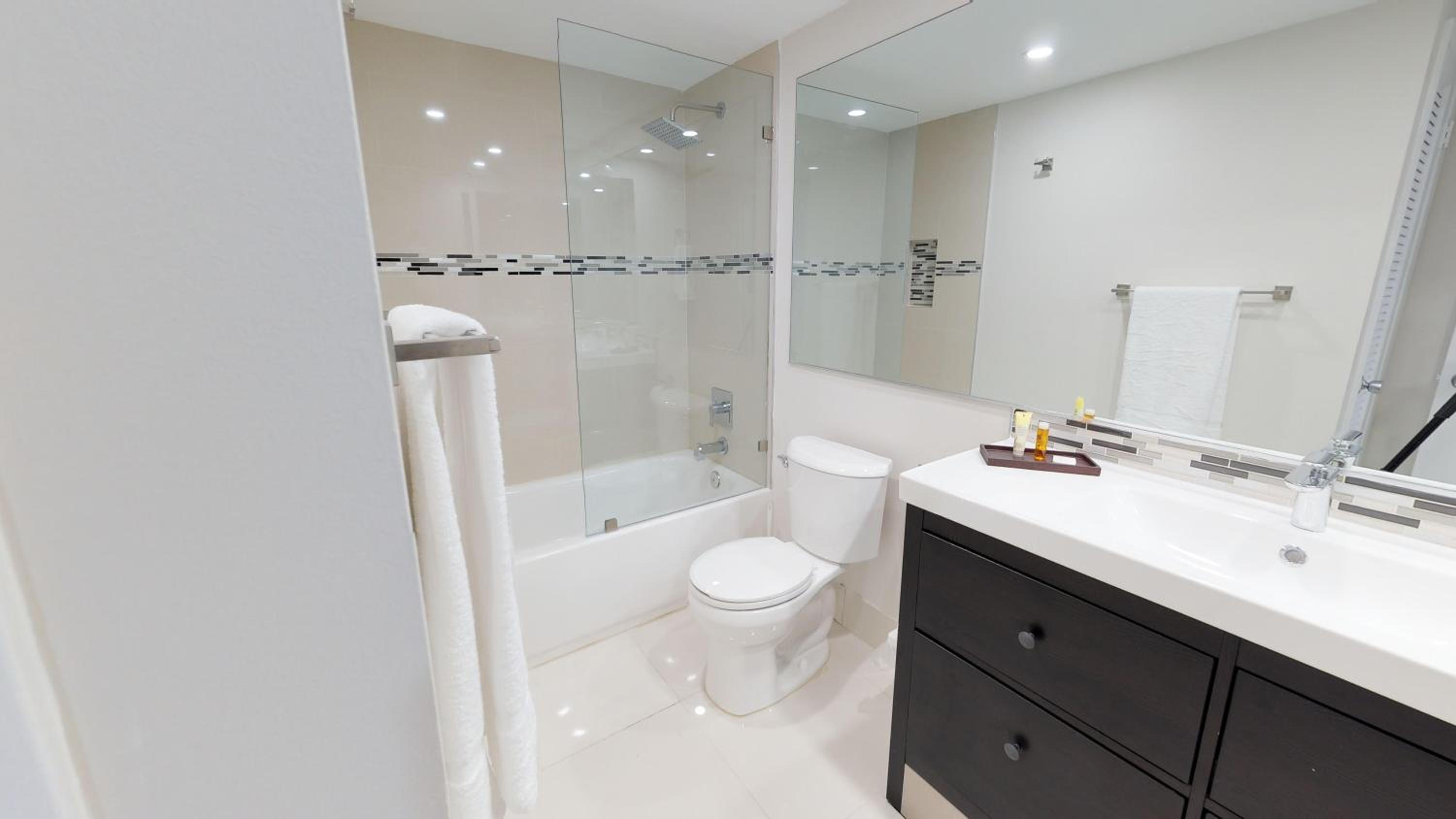 Ocean Reserve Condo by FlatsAway