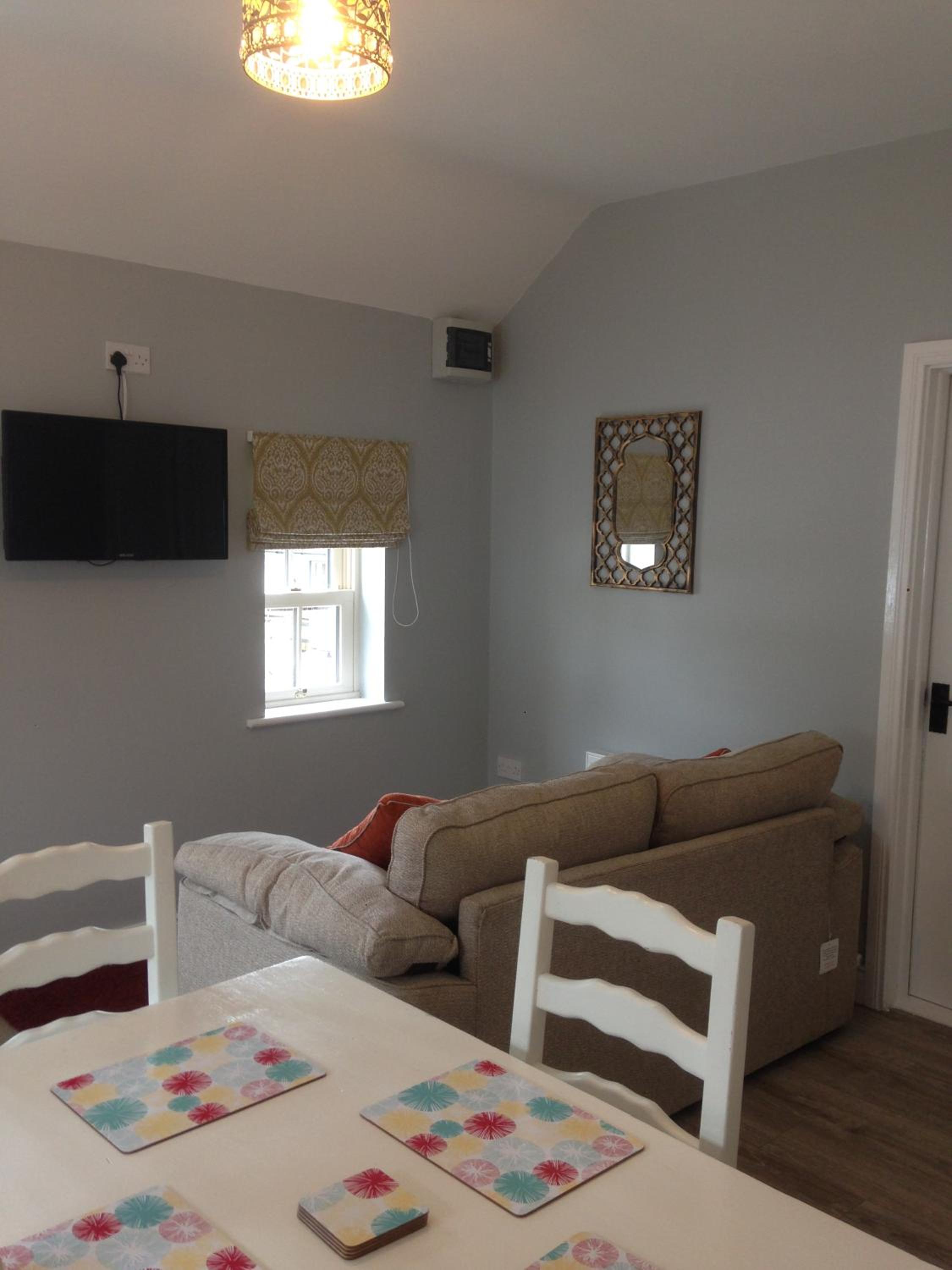 'Uncle Owenie's Cottage' view 4