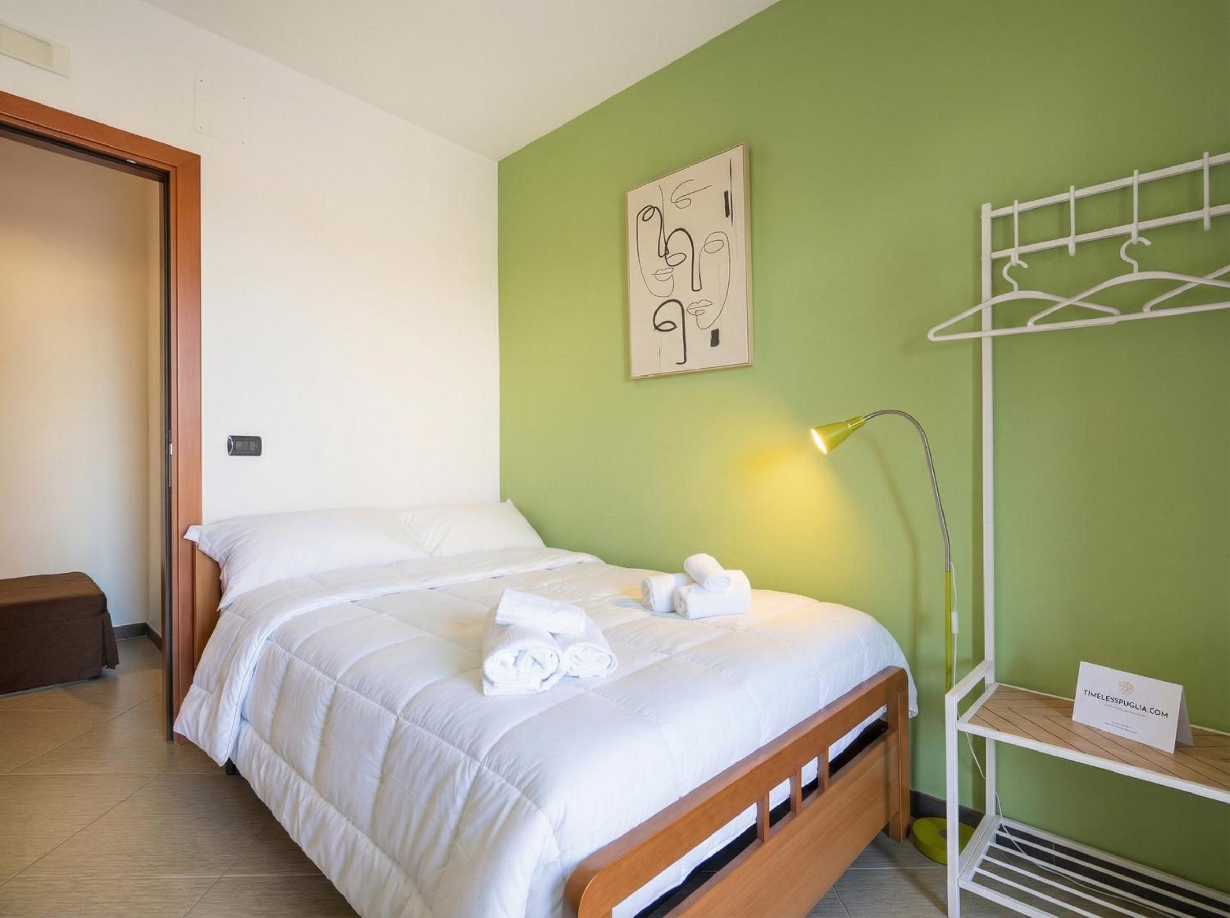 SkyGate - Airport Suites with Terrace