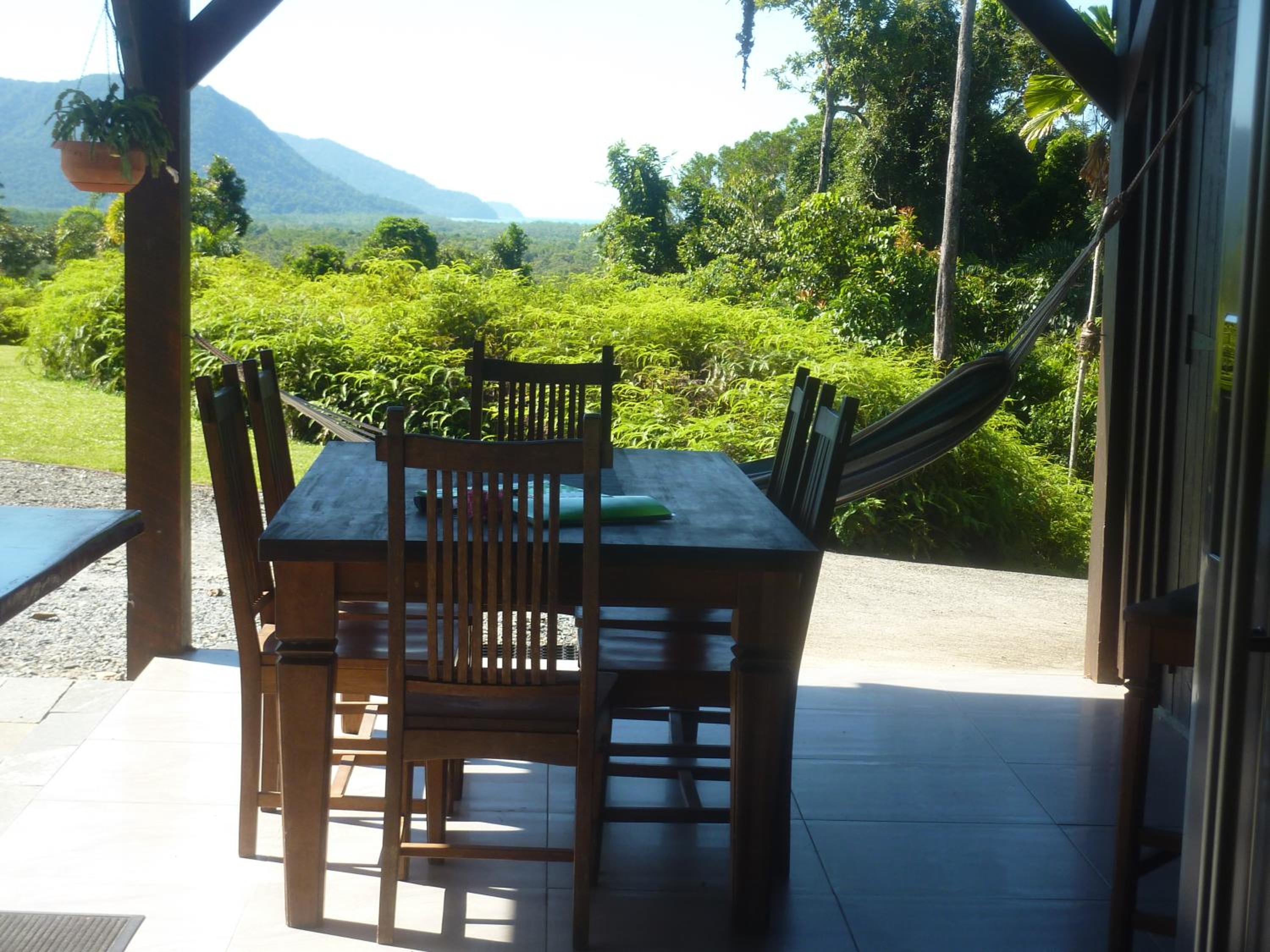 Daintree Holiday Homes - La Vista