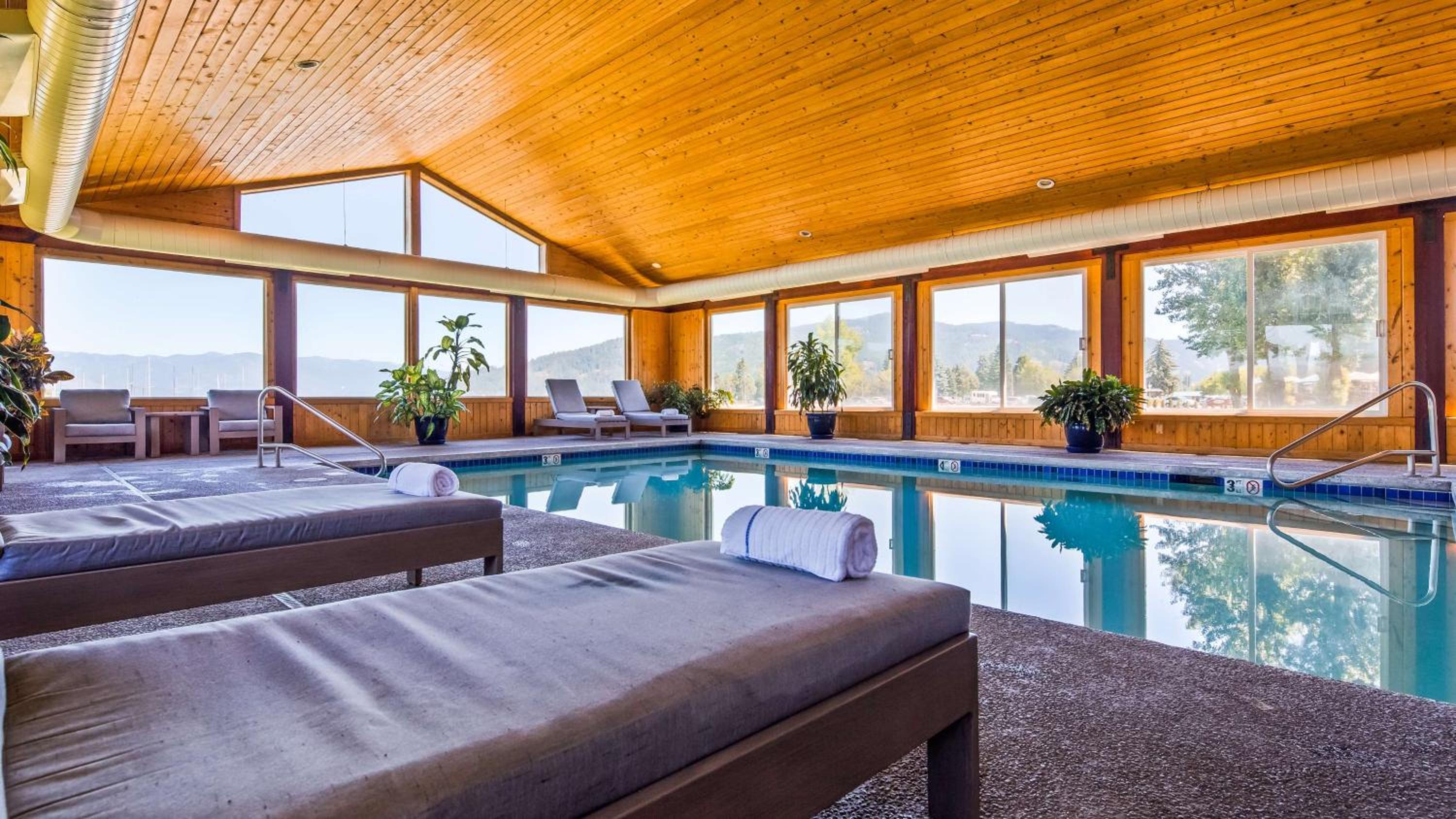 Sandpoint Vacations - Best Western Edgewater Resort - Property Image 1