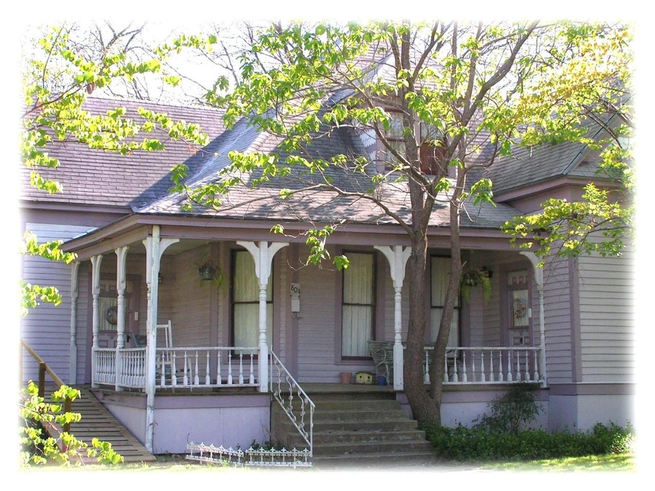 Carleton House Bed and Breakfast