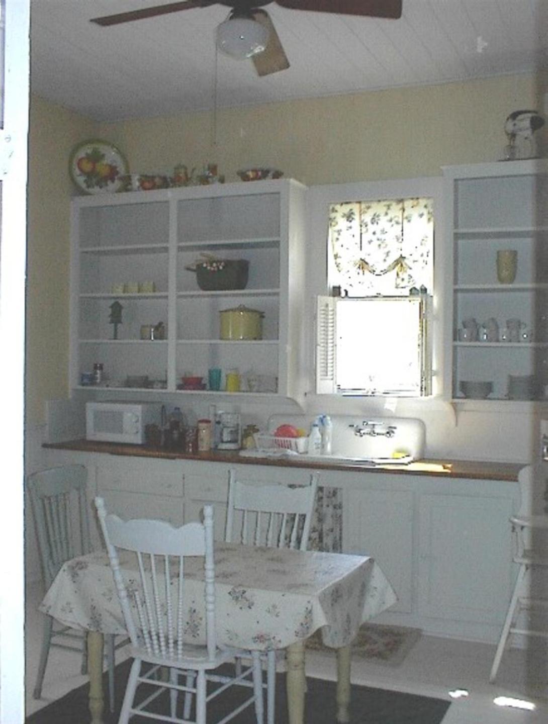 Carleton House Bed and Breakfast