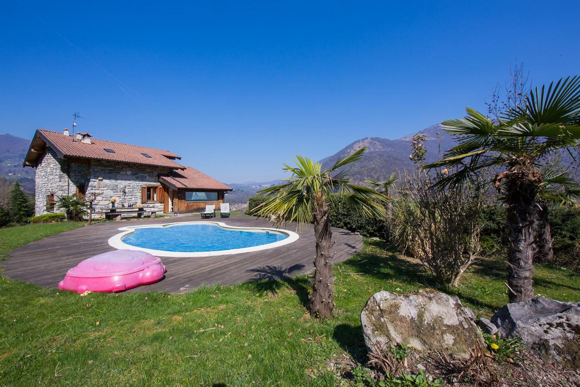 Villa Victoria view 4