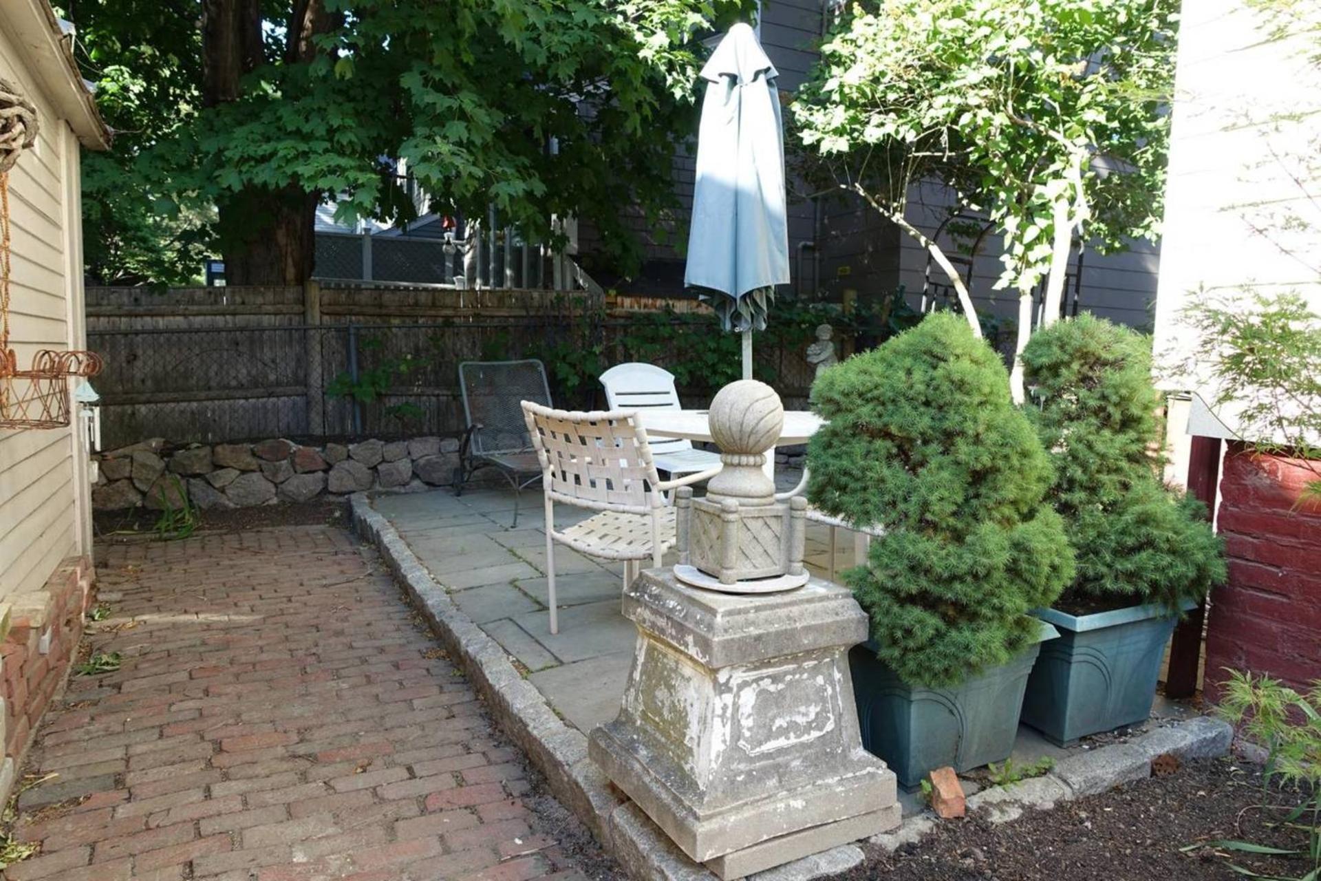 Historic Harvard & MIT Victorian