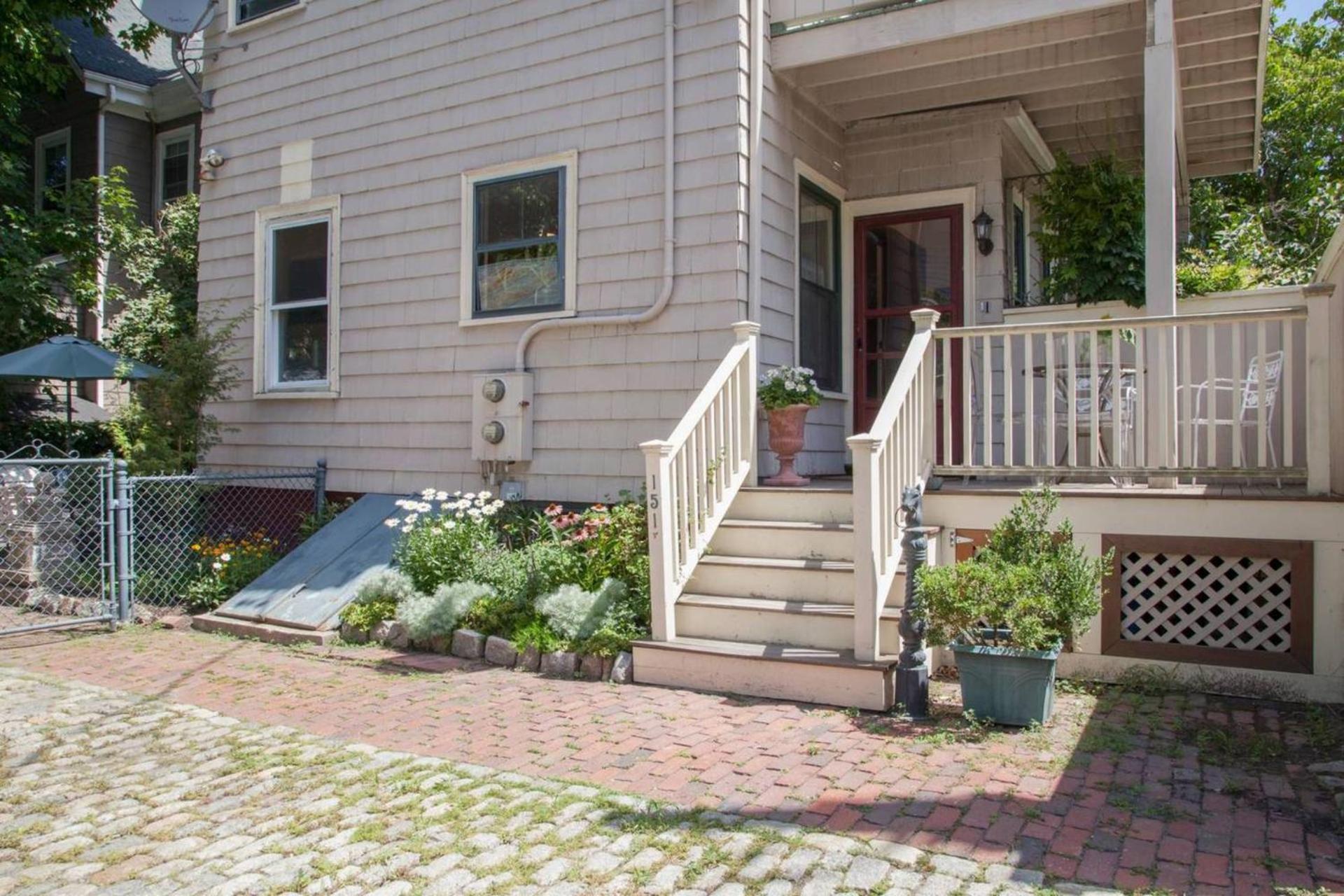 Historic Harvard & MIT Victorian