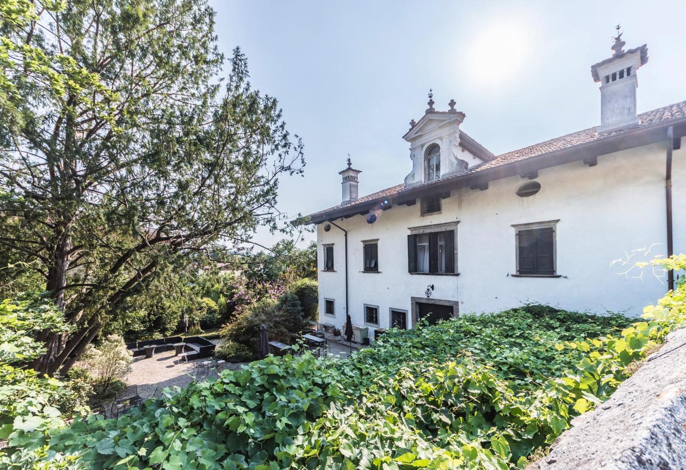 Villa De Rubeis Florit