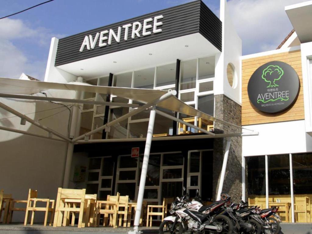 Aventree Homestay, Malang - 12