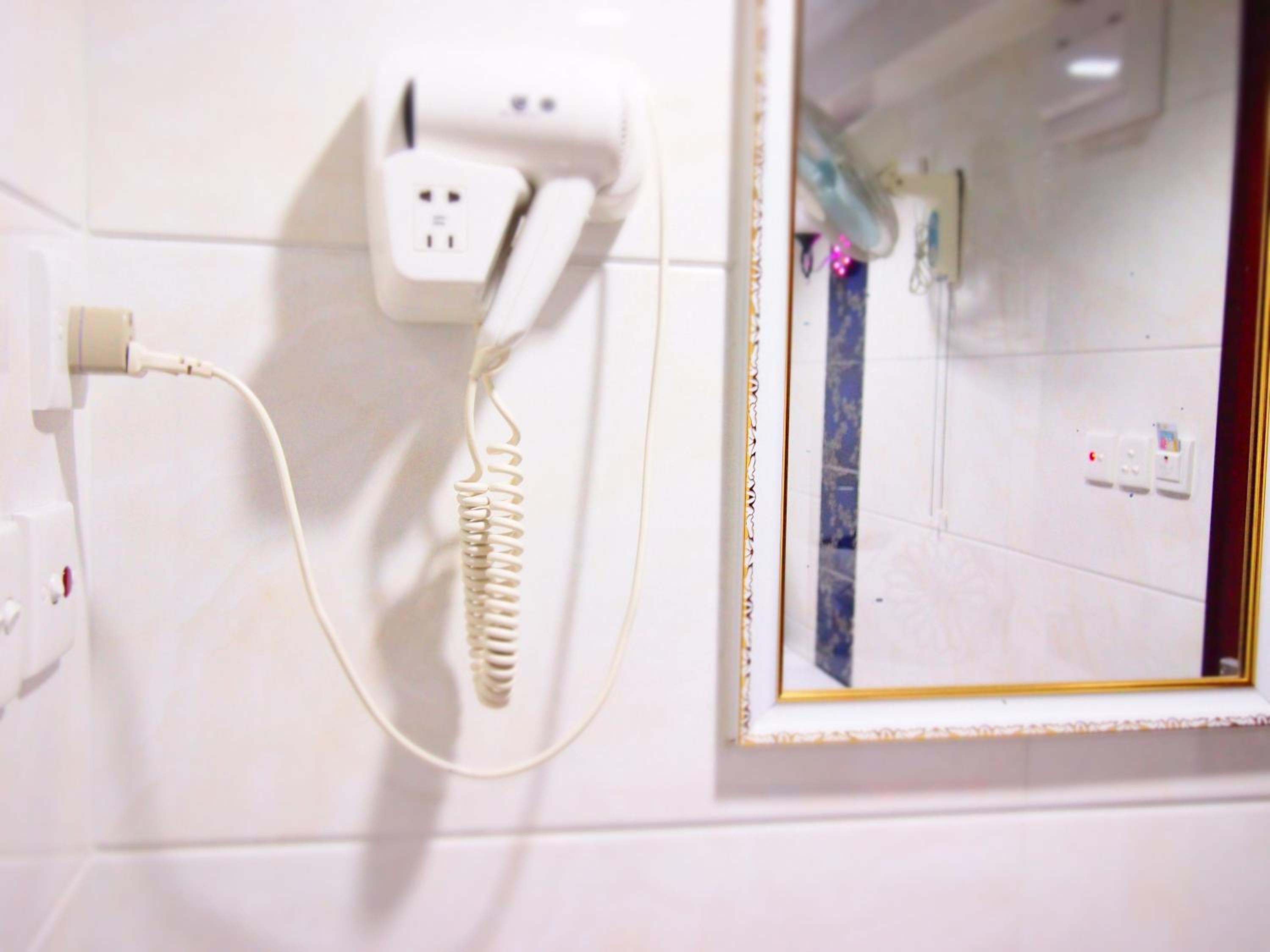 Traveller's Hostel