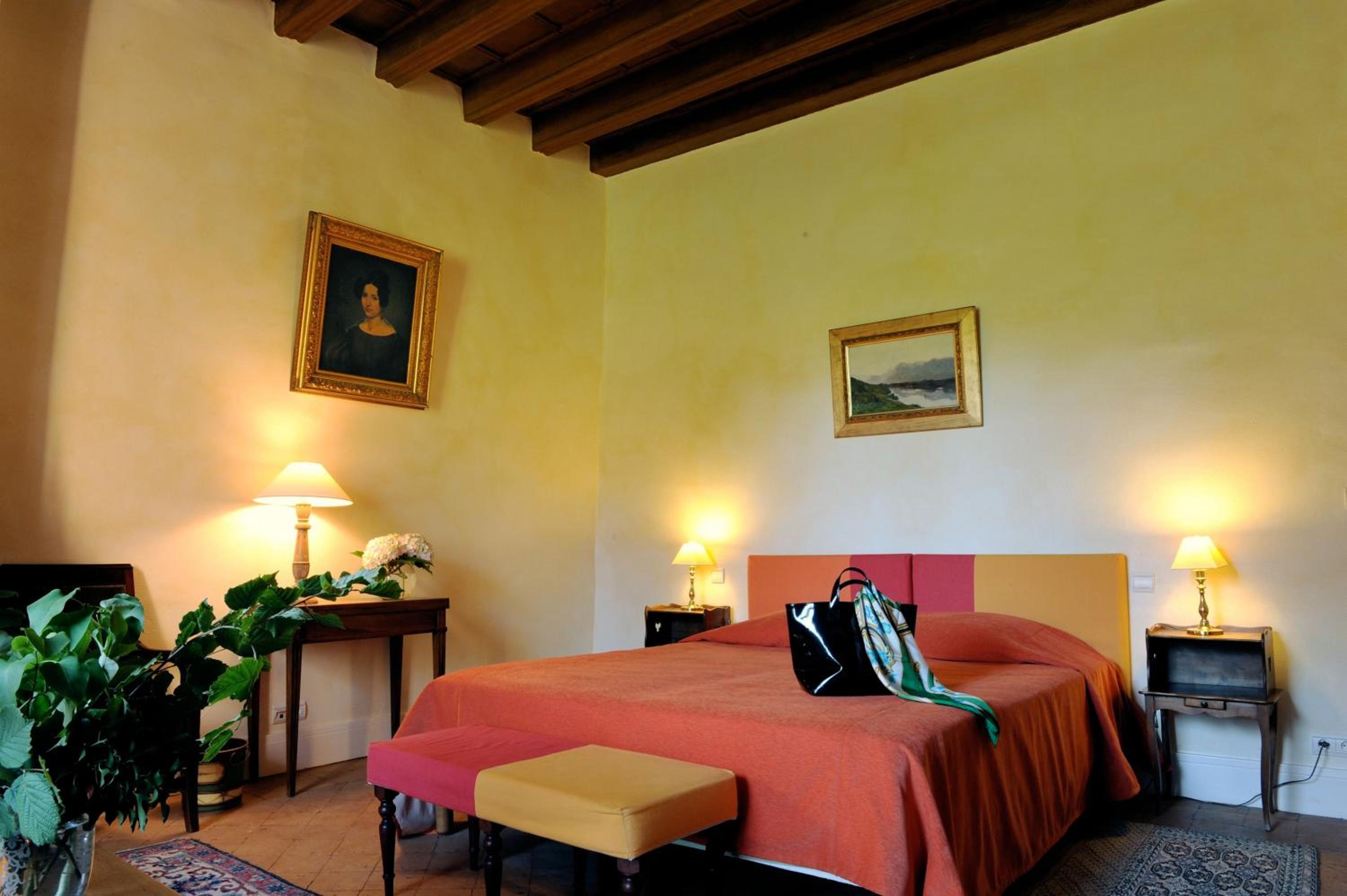 Château de la Venerie view 5