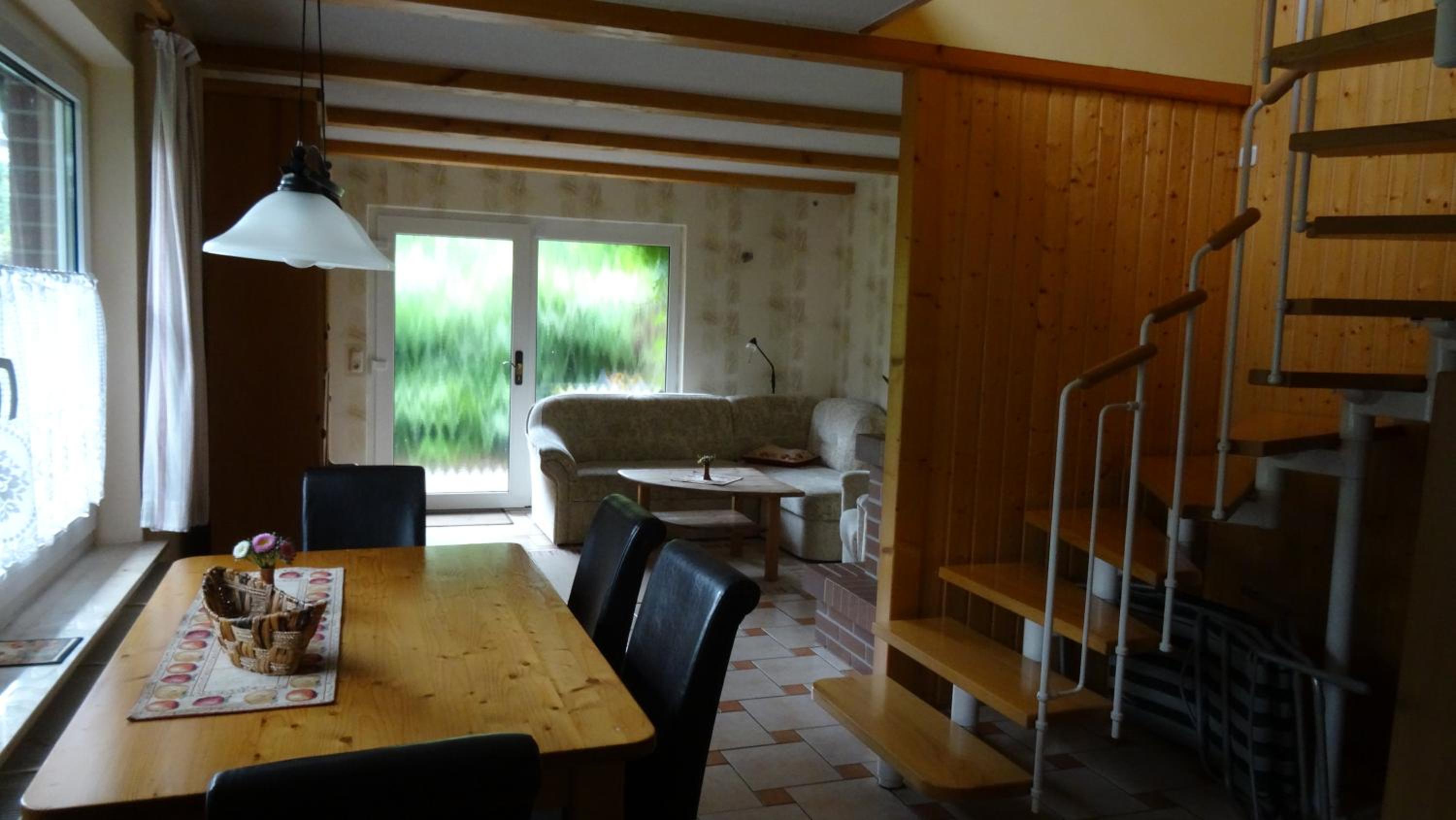 Ferienhaus Eulenhaus im urigen Garten