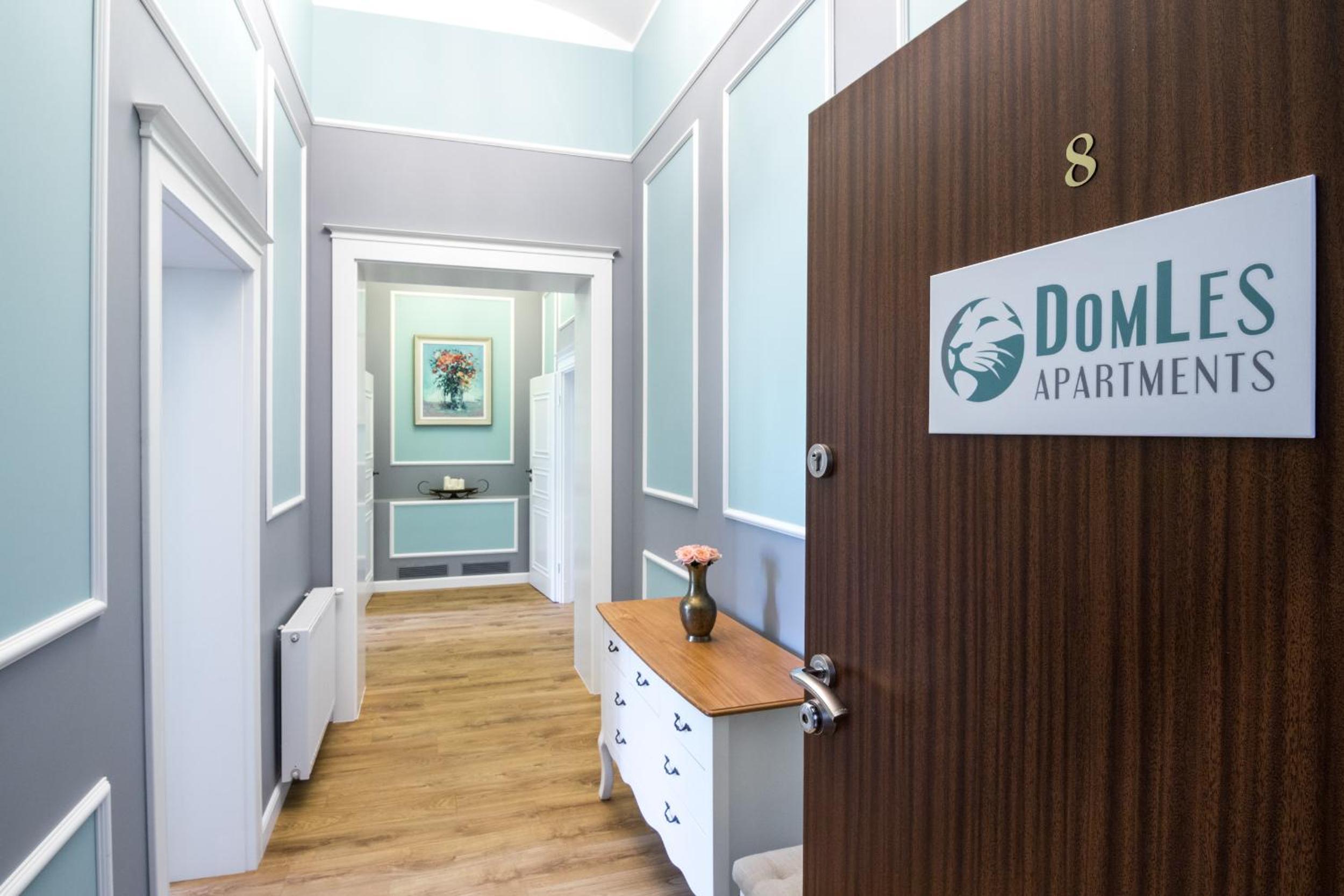 Domles Apartments