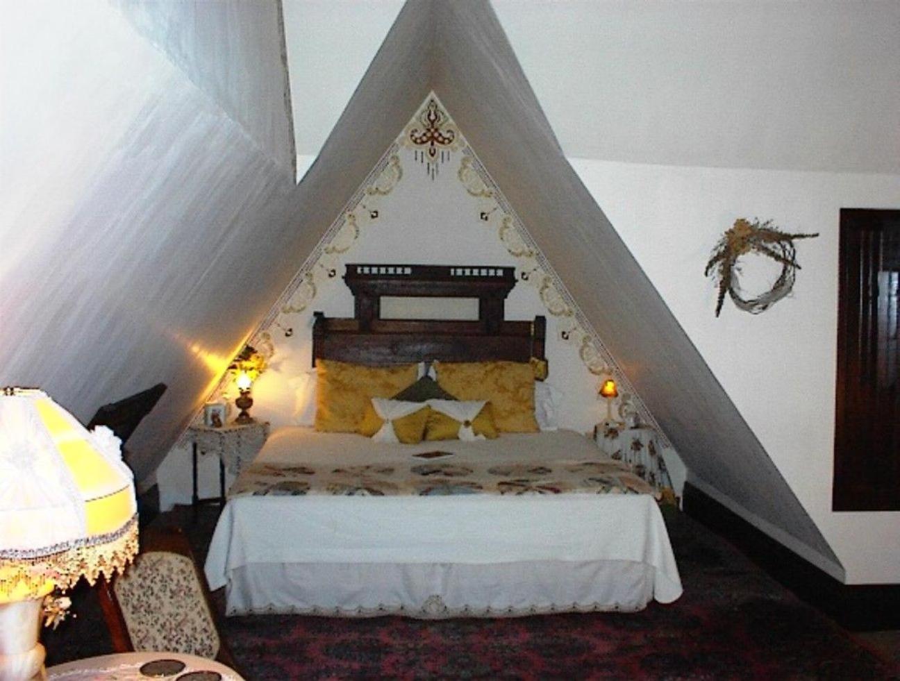 Carleton House Bed and Breakfast